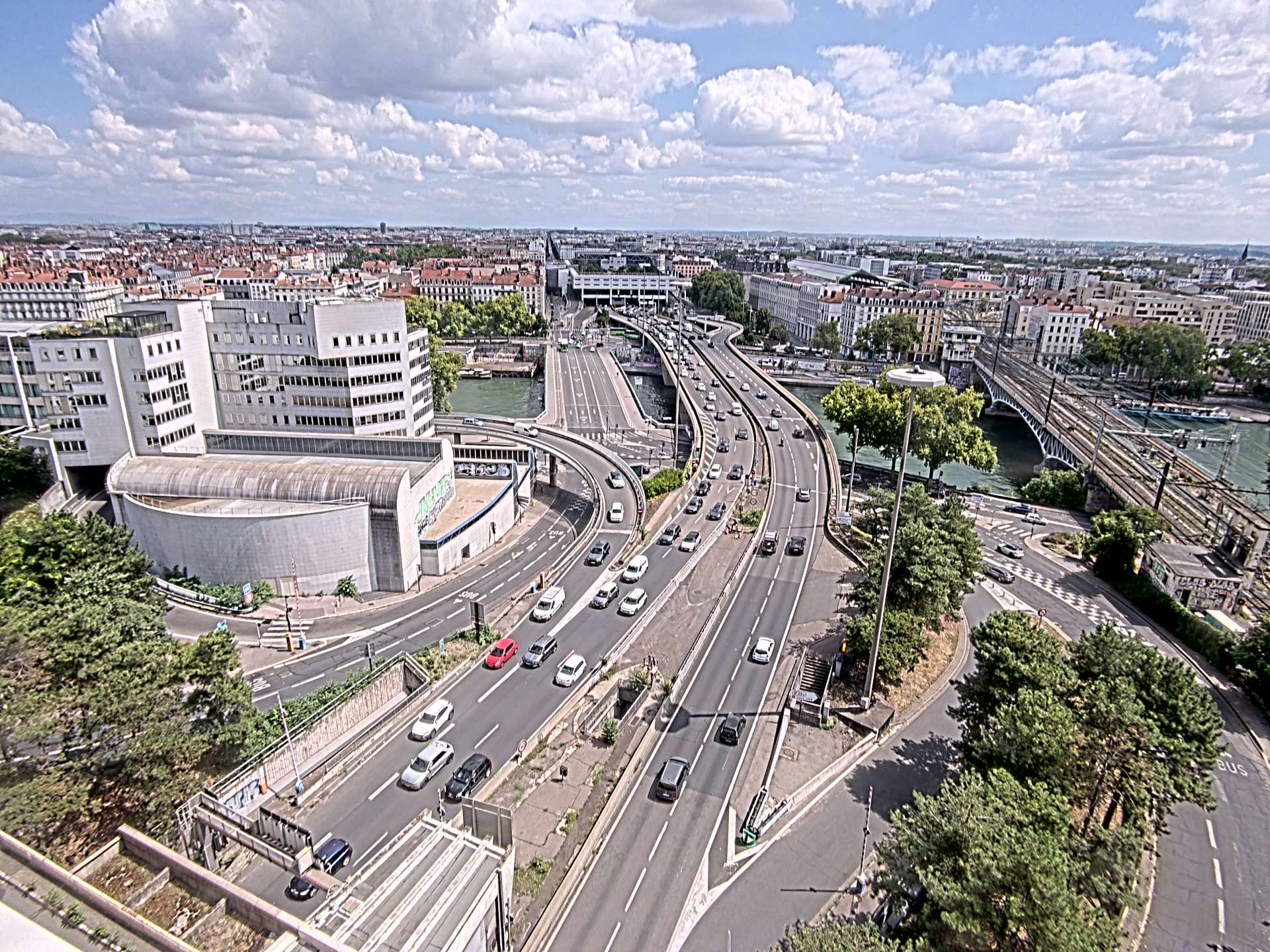 Caméra autoroute à Lyon Perrache à l'entrée Sud du Tunnel sous Fourvière, en direction de Marseille