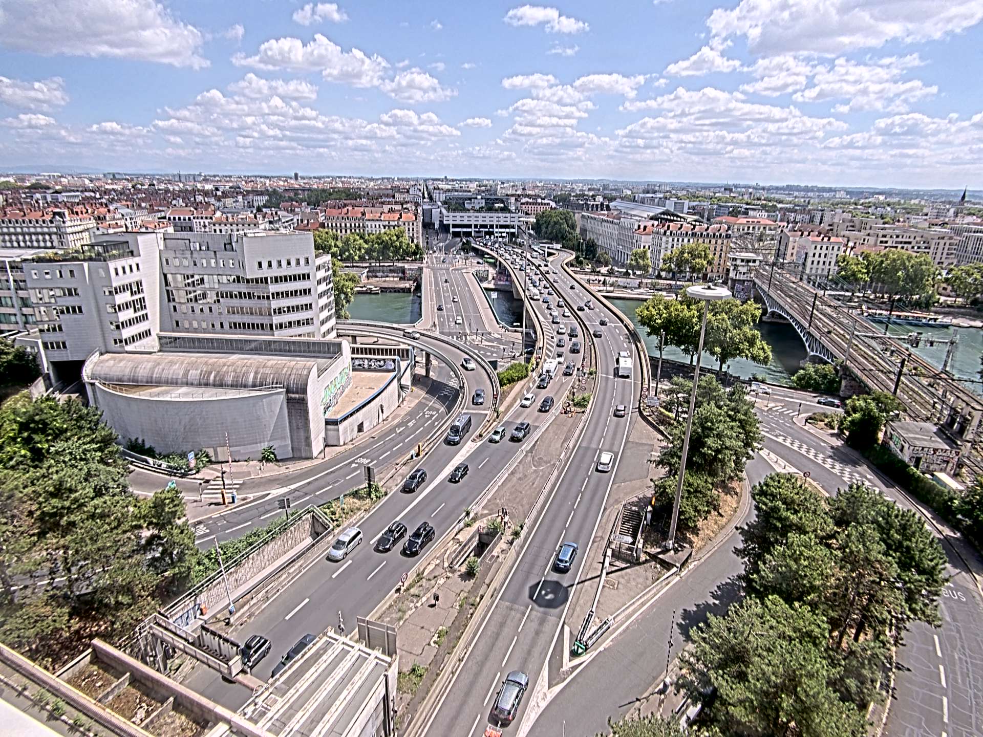 Caméra autoroute à Lyon Perrache à l'entrée Sud du Tunnel sous Fourvière, en direction de Marseille