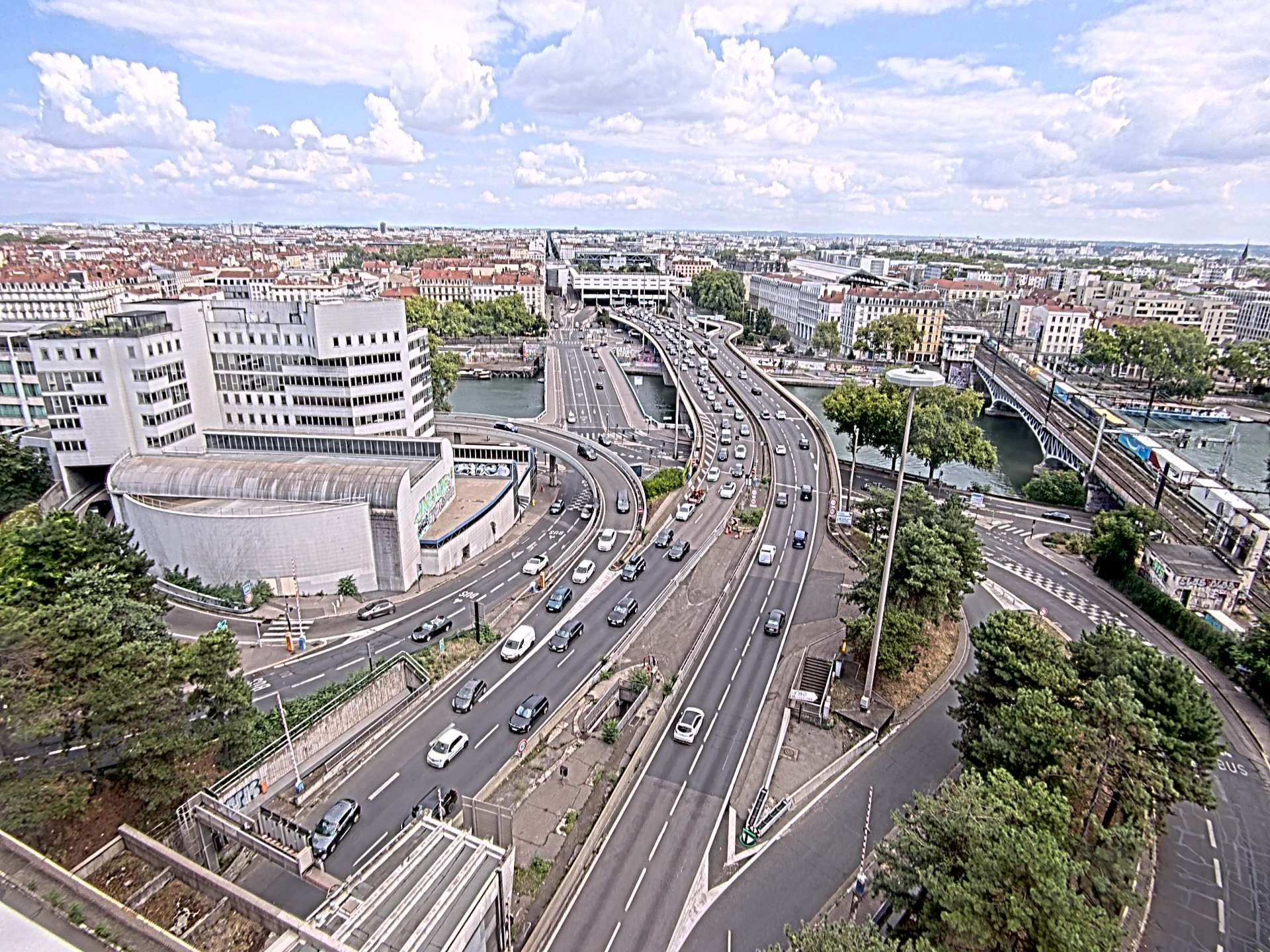 Caméra autoroute à Lyon Perrache à l'entrée Sud du Tunnel sous Fourvière, en direction de Marseille