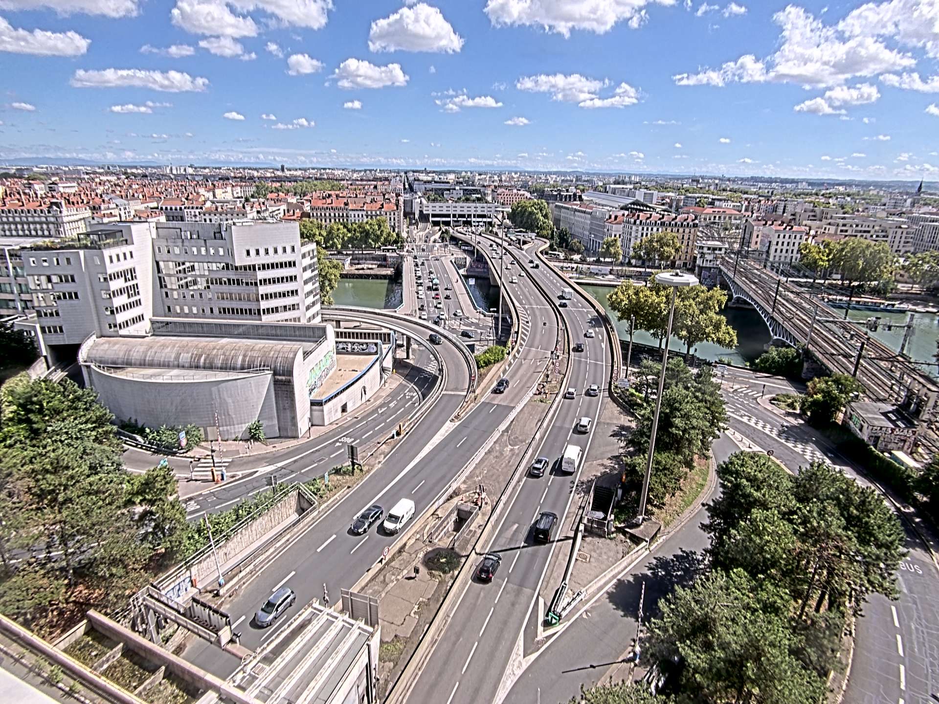 Caméra autoroute à Lyon Perrache à l'entrée Sud du Tunnel sous Fourvière, en direction de Marseille