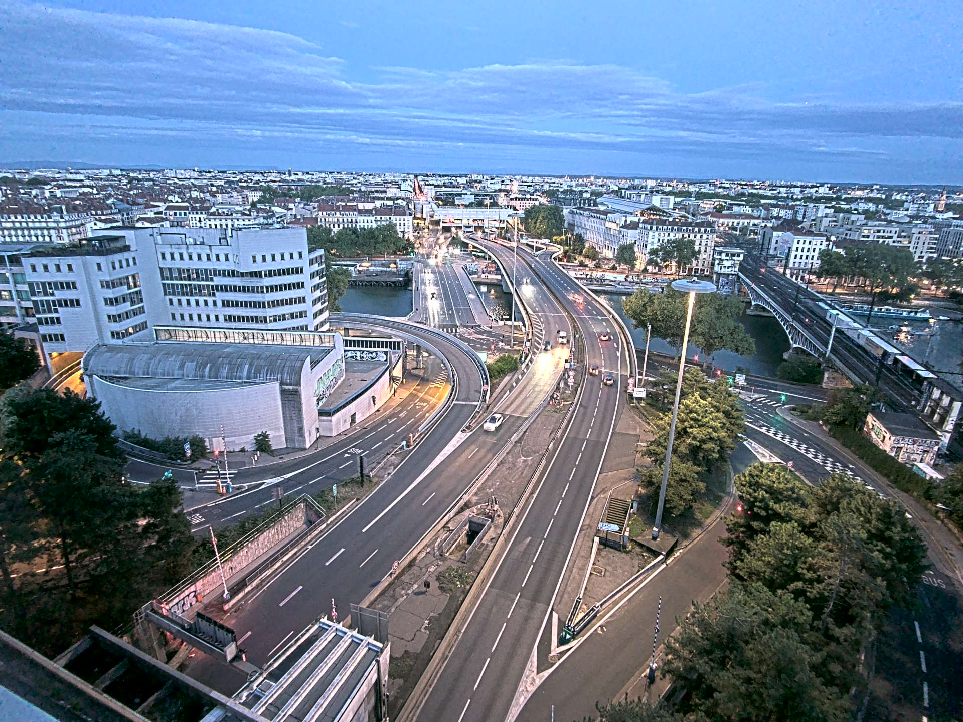 Caméra autoroute à Lyon Perrache à l'entrée Sud du Tunnel sous Fourvière, en direction de Marseille