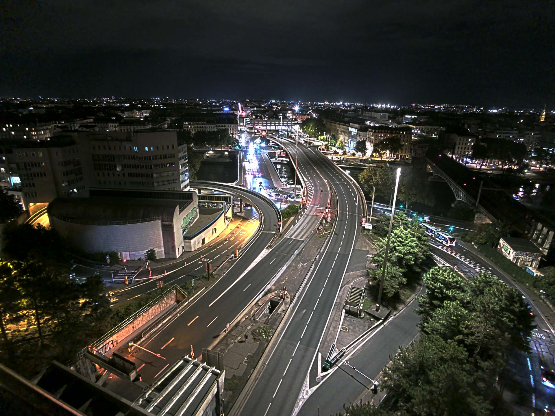 Caméra autoroute à Lyon Perrache à l'entrée Sud du Tunnel sous Fourvière, en direction de Marseille