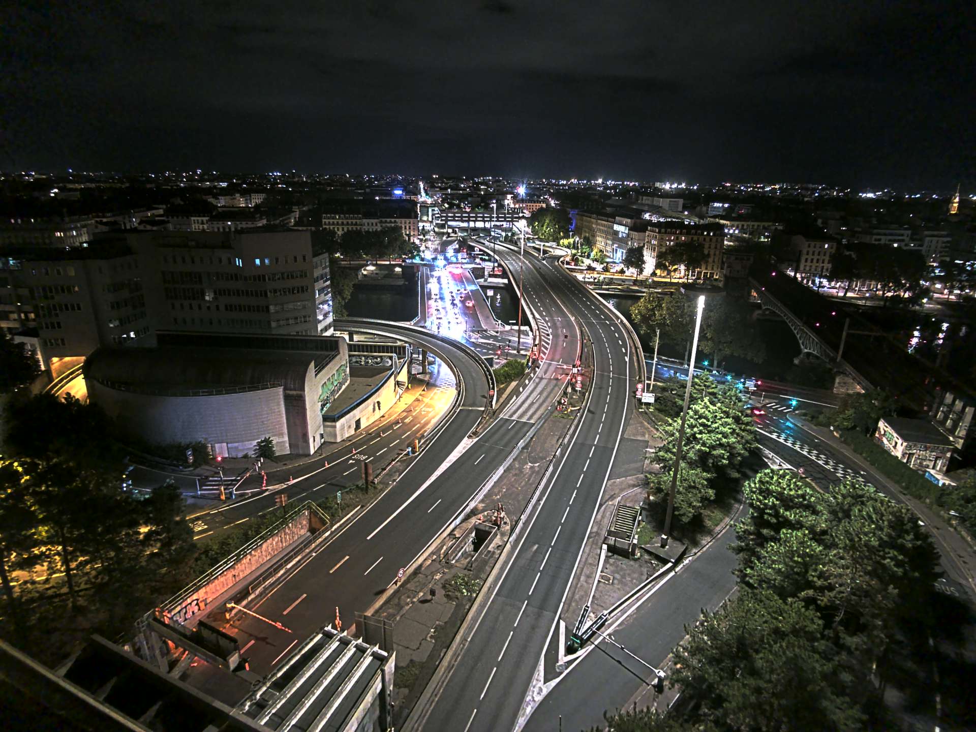 Caméra autoroute à Lyon Perrache à l'entrée Sud du Tunnel sous Fourvière, en direction de Marseille