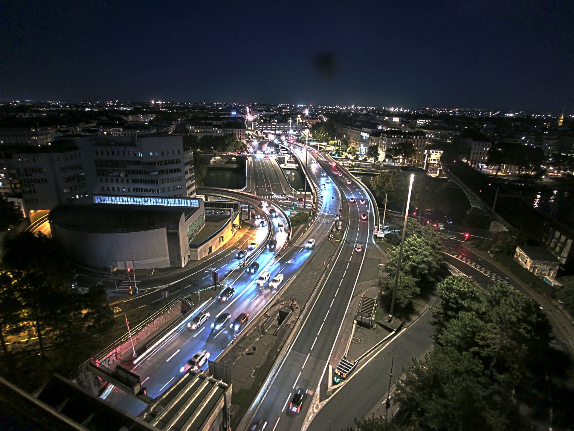 Caméra autoroute à Lyon Perrache à l'entrée Sud du Tunnel sous Fourvière, en direction de Marseille