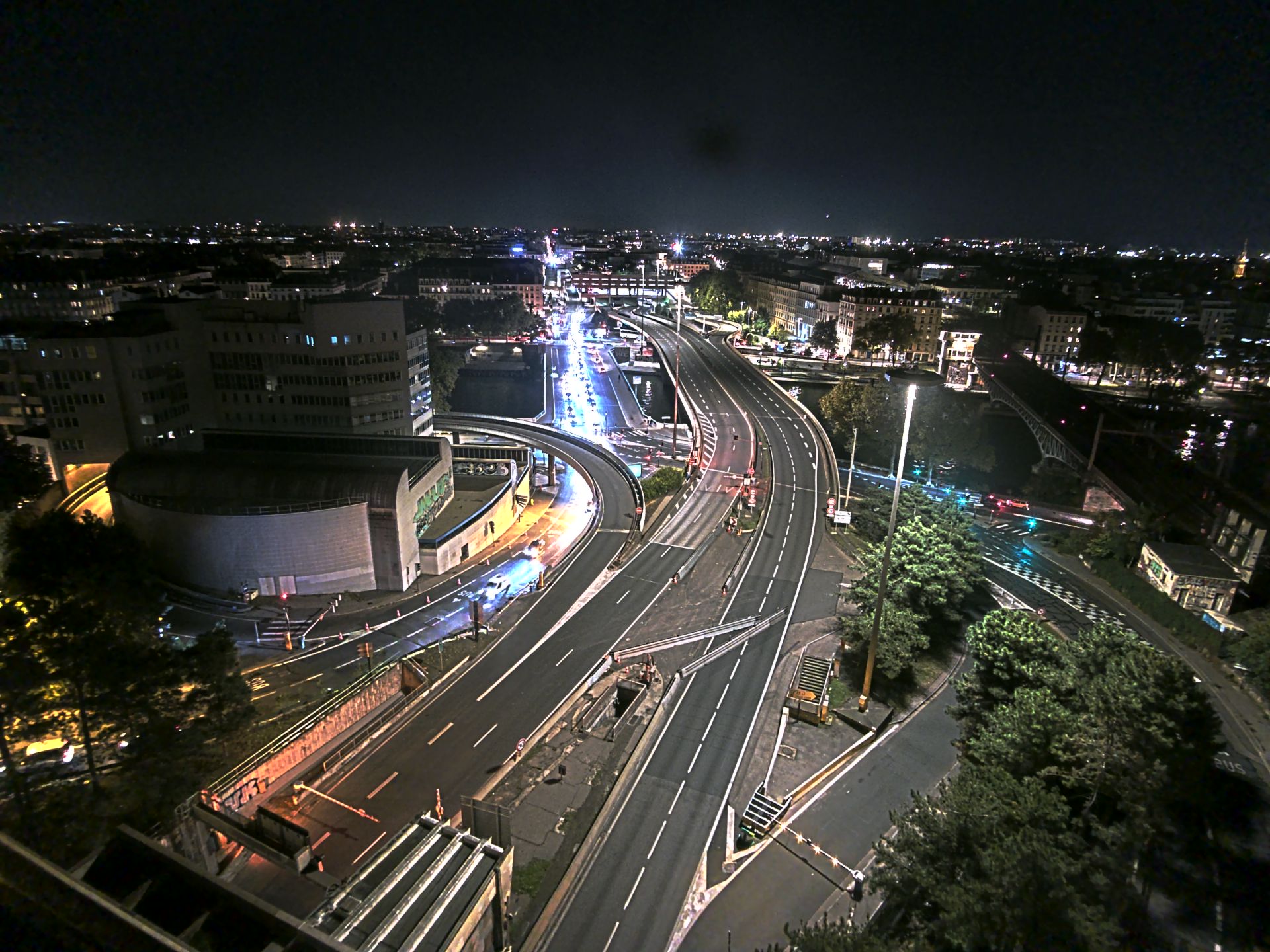 Caméra autoroute à Lyon Perrache à l'entrée Sud du Tunnel sous Fourvière, en direction de Marseille