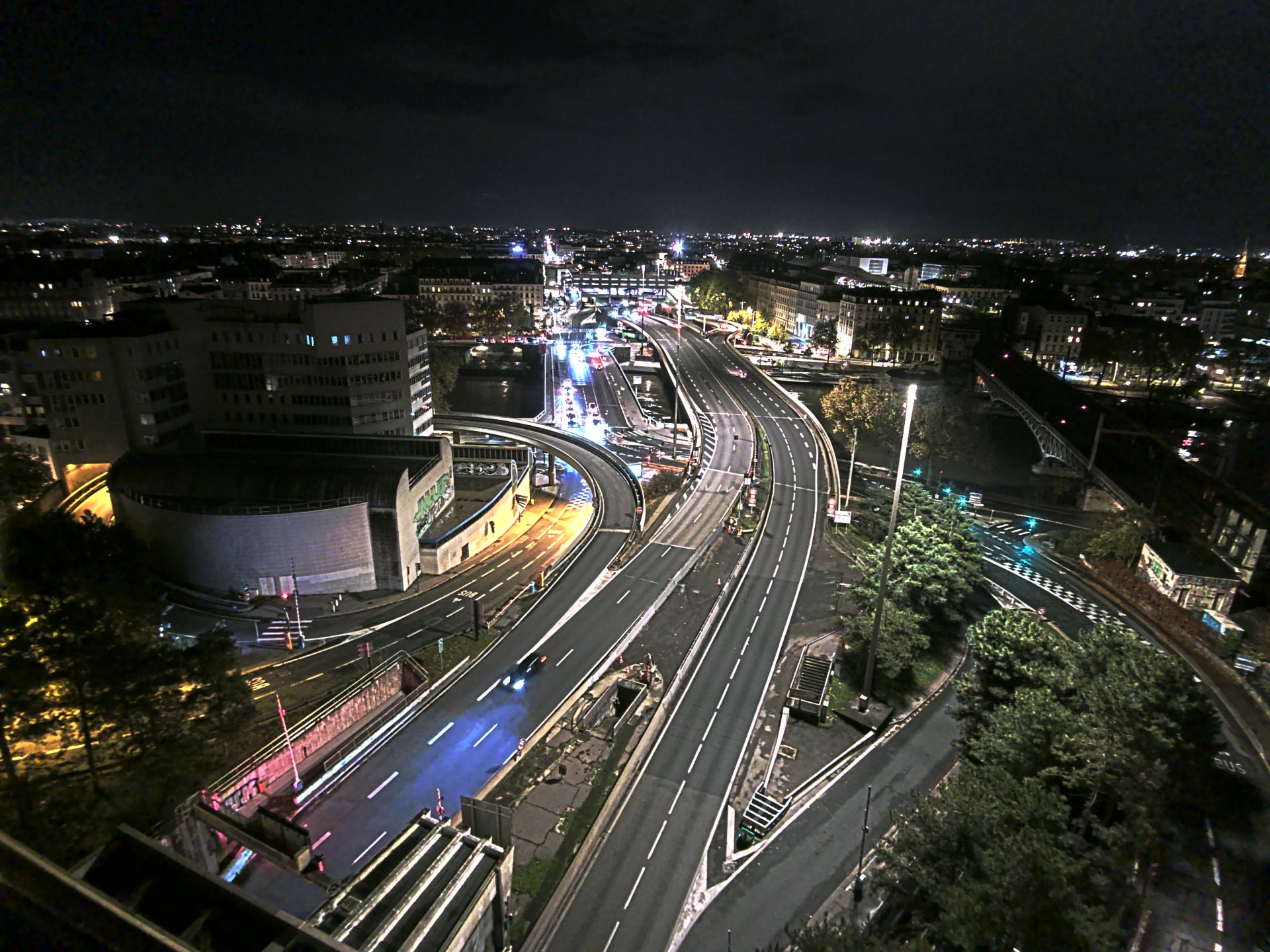 Caméra autoroute à Lyon Perrache à l'entrée Sud du Tunnel sous Fourvière, en direction de Marseille