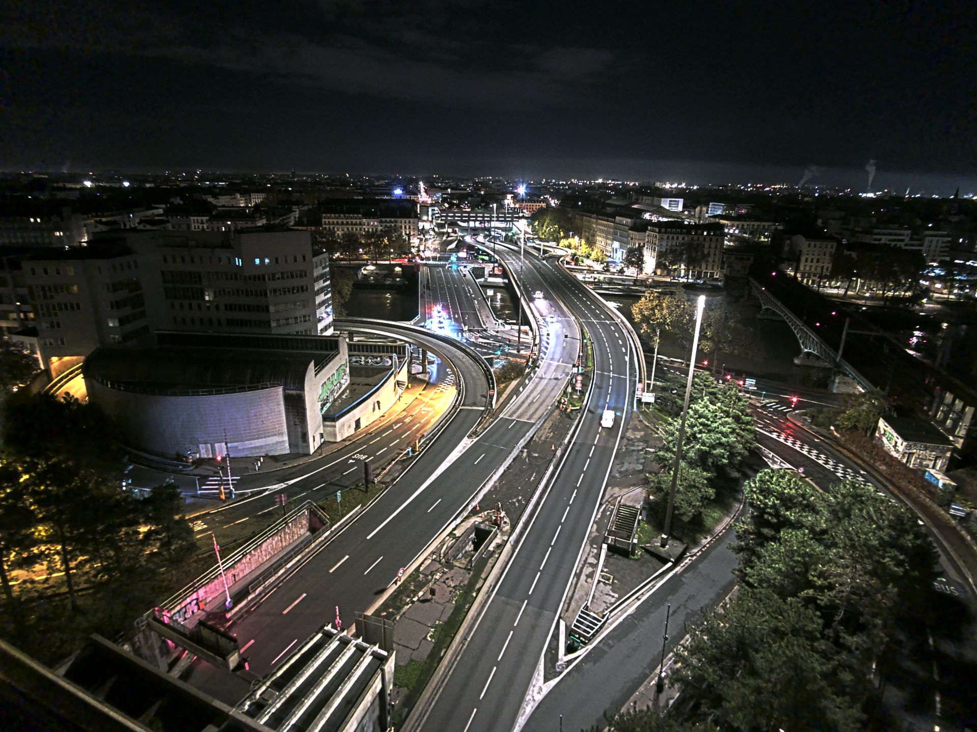 Caméra autoroute à Lyon Perrache à l'entrée Sud du Tunnel sous Fourvière, en direction de Marseille