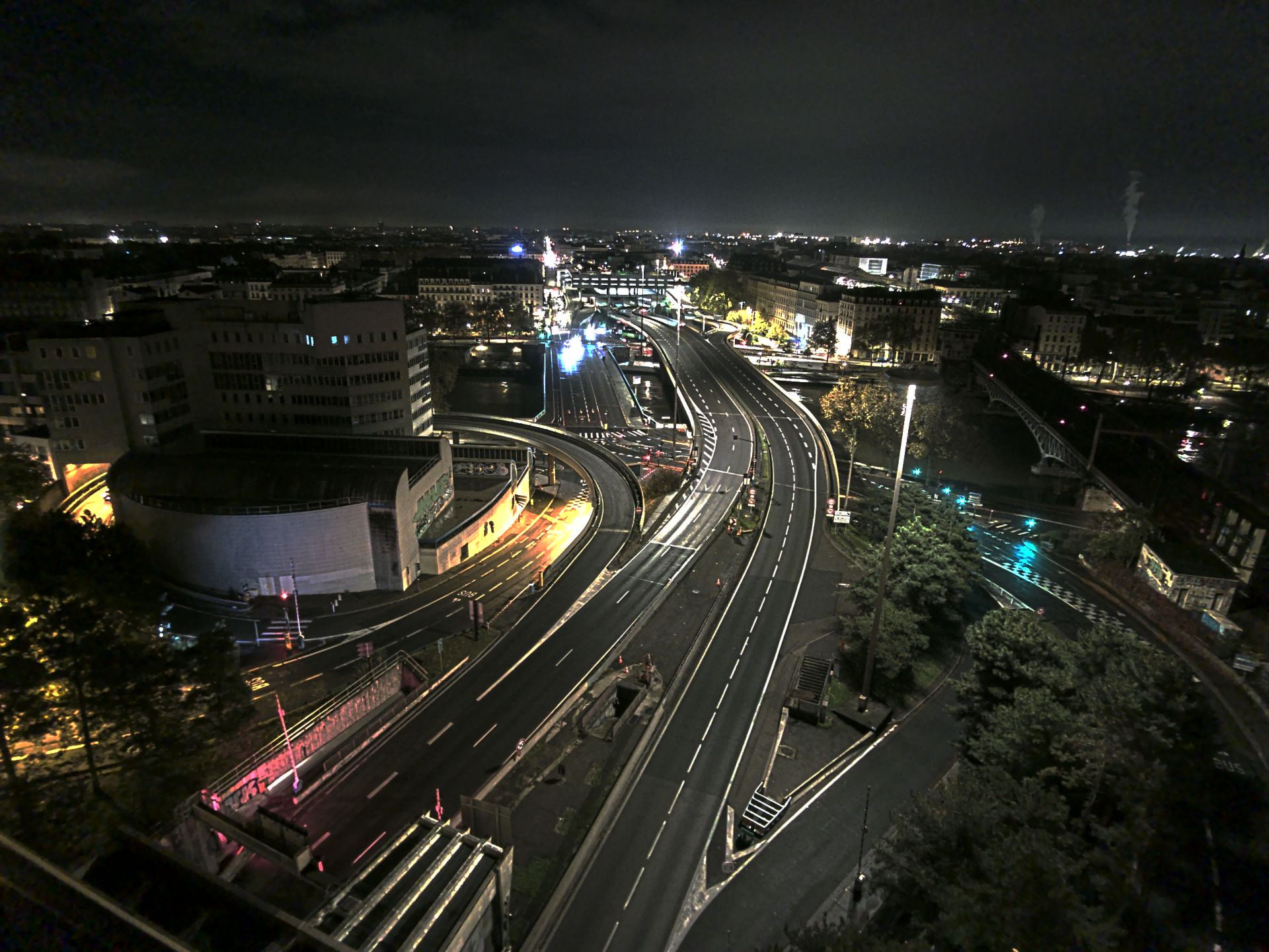 Caméra autoroute à Lyon Perrache à l'entrée Sud du Tunnel sous Fourvière, en direction de Marseille