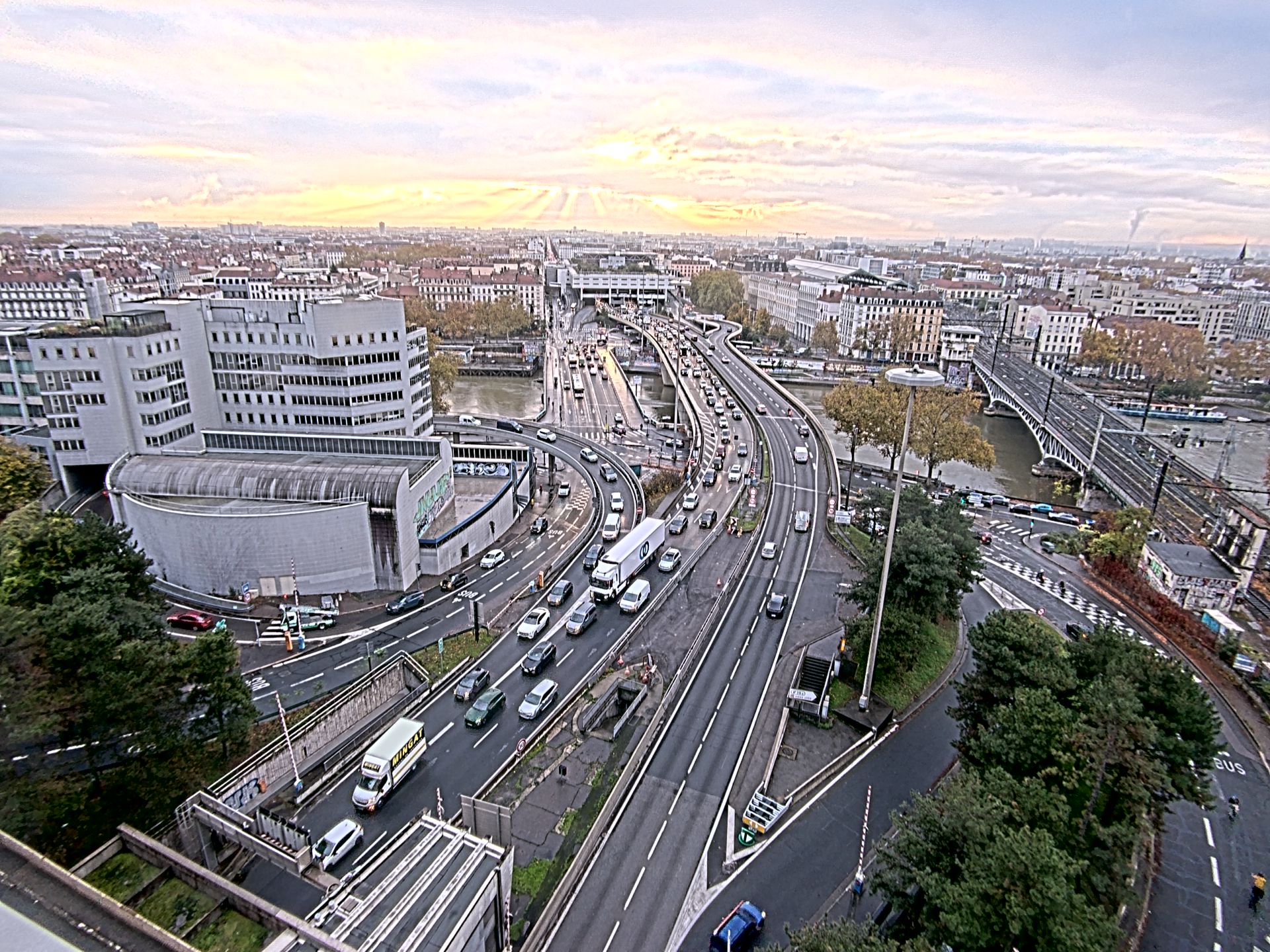 Caméra autoroute à Lyon Perrache à l'entrée Sud du Tunnel sous Fourvière, en direction de Marseille