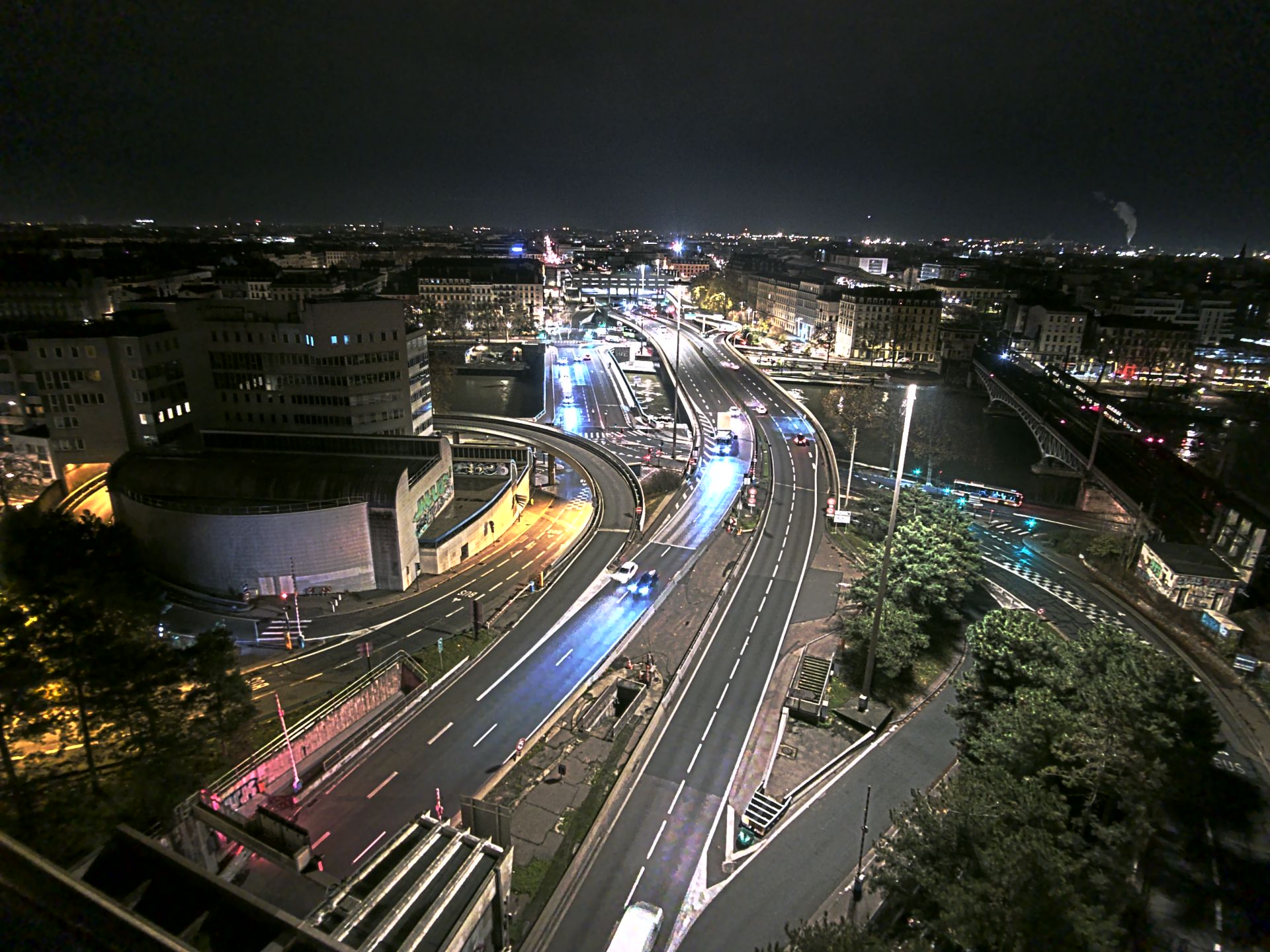 Caméra autoroute à Lyon Perrache à l'entrée Sud du Tunnel sous Fourvière, en direction de Marseille