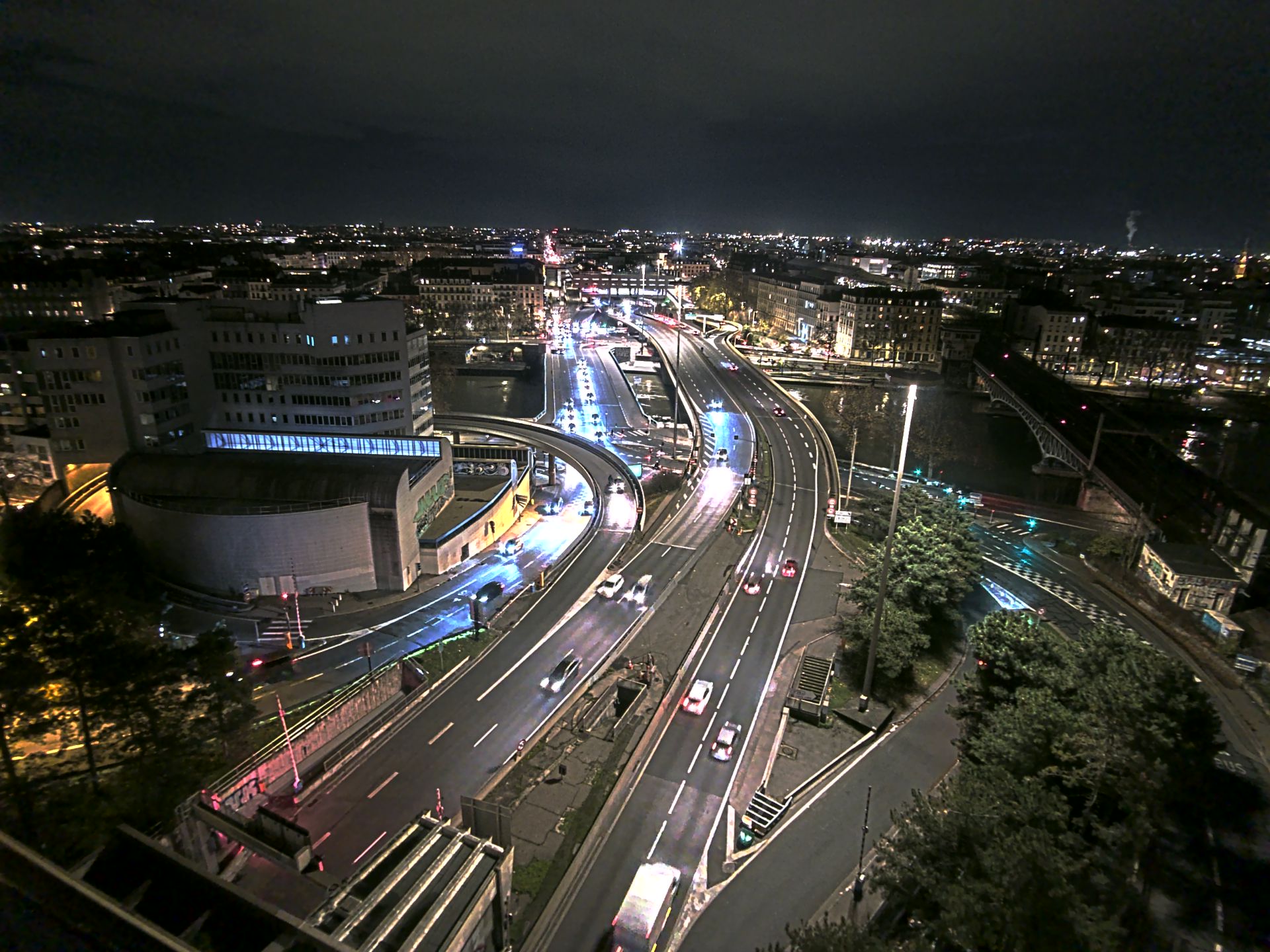 Caméra autoroute à Lyon Perrache à l'entrée Sud du Tunnel sous Fourvière, en direction de Marseille