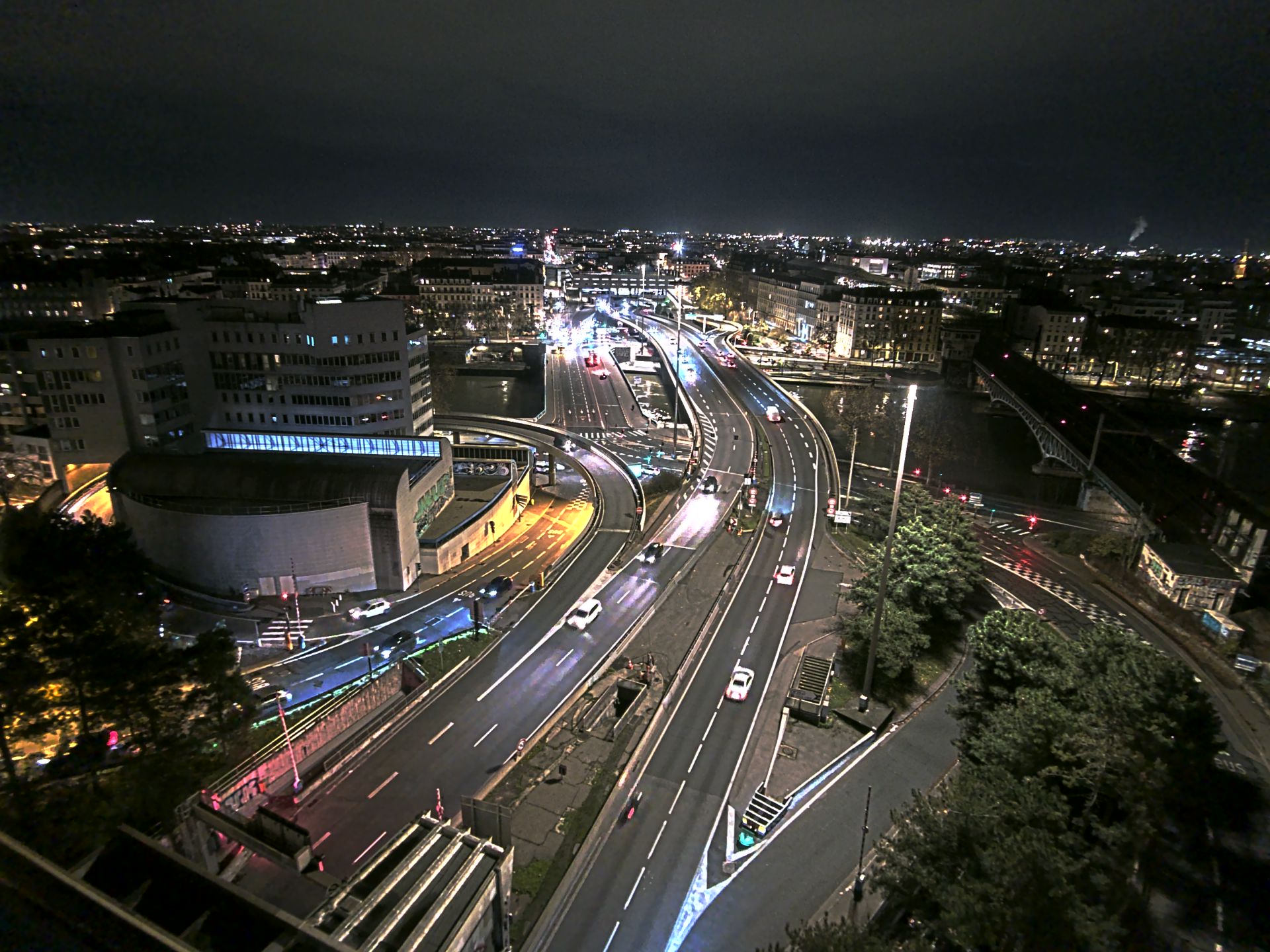 Caméra autoroute à Lyon Perrache à l'entrée Sud du Tunnel sous Fourvière, en direction de Marseille