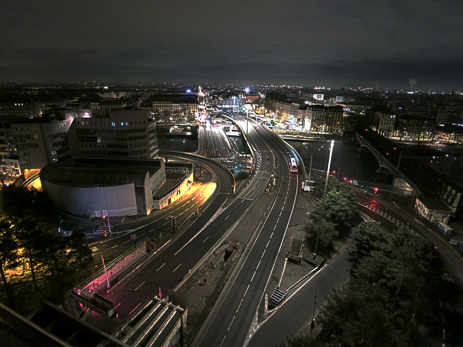 Caméra autoroute à Lyon Perrache à l'entrée Sud du Tunnel sous Fourvière, en direction de Marseille