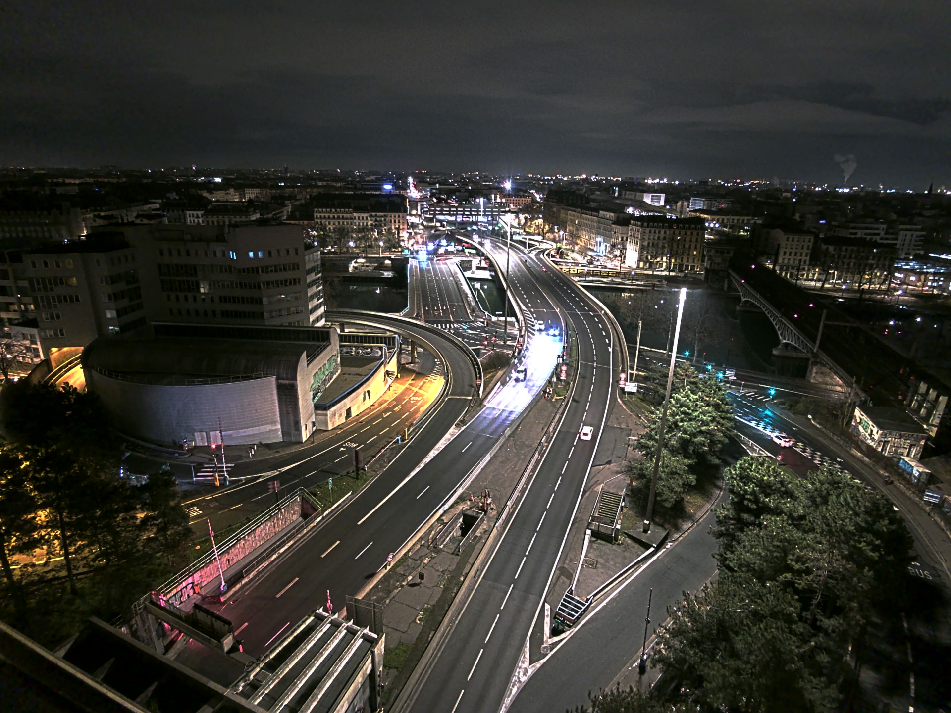 Caméra autoroute à Lyon Perrache à l'entrée Sud du Tunnel sous Fourvière, en direction de Marseille