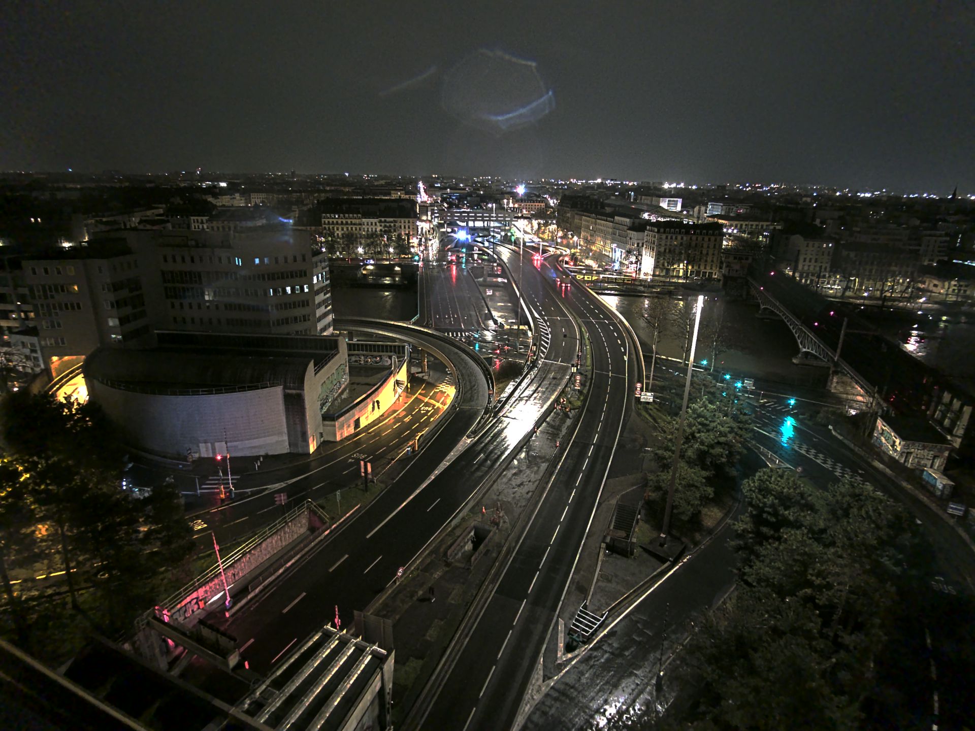 Caméra autoroute à Lyon Perrache à l'entrée Sud du Tunnel sous Fourvière, en direction de Marseille