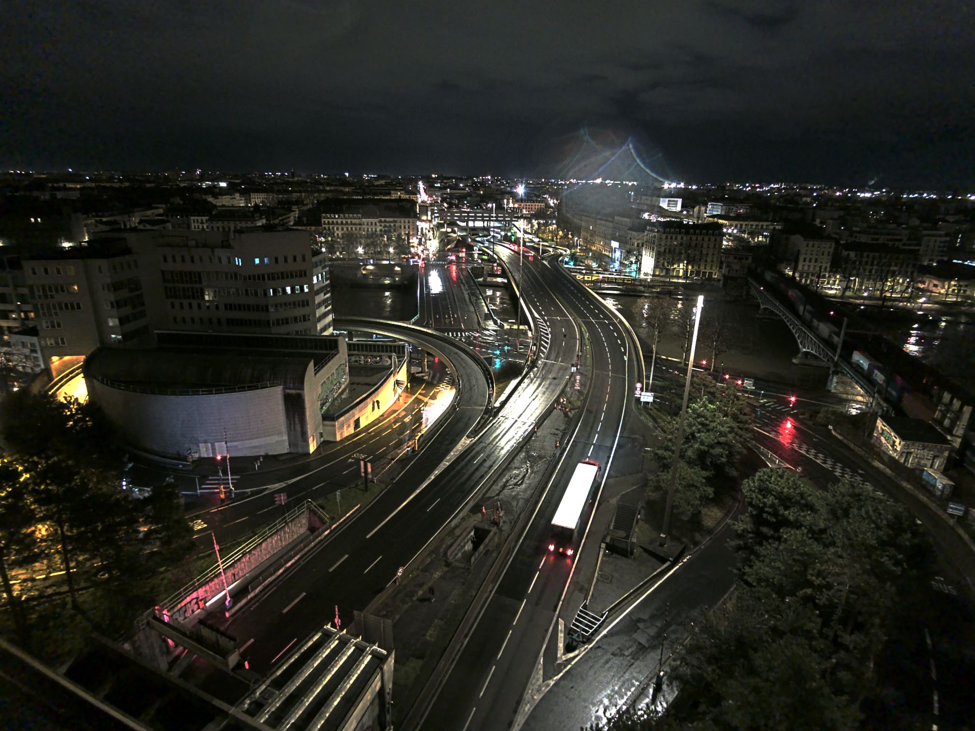 Caméra autoroute à Lyon Perrache à l'entrée Sud du Tunnel sous Fourvière, en direction de Marseille