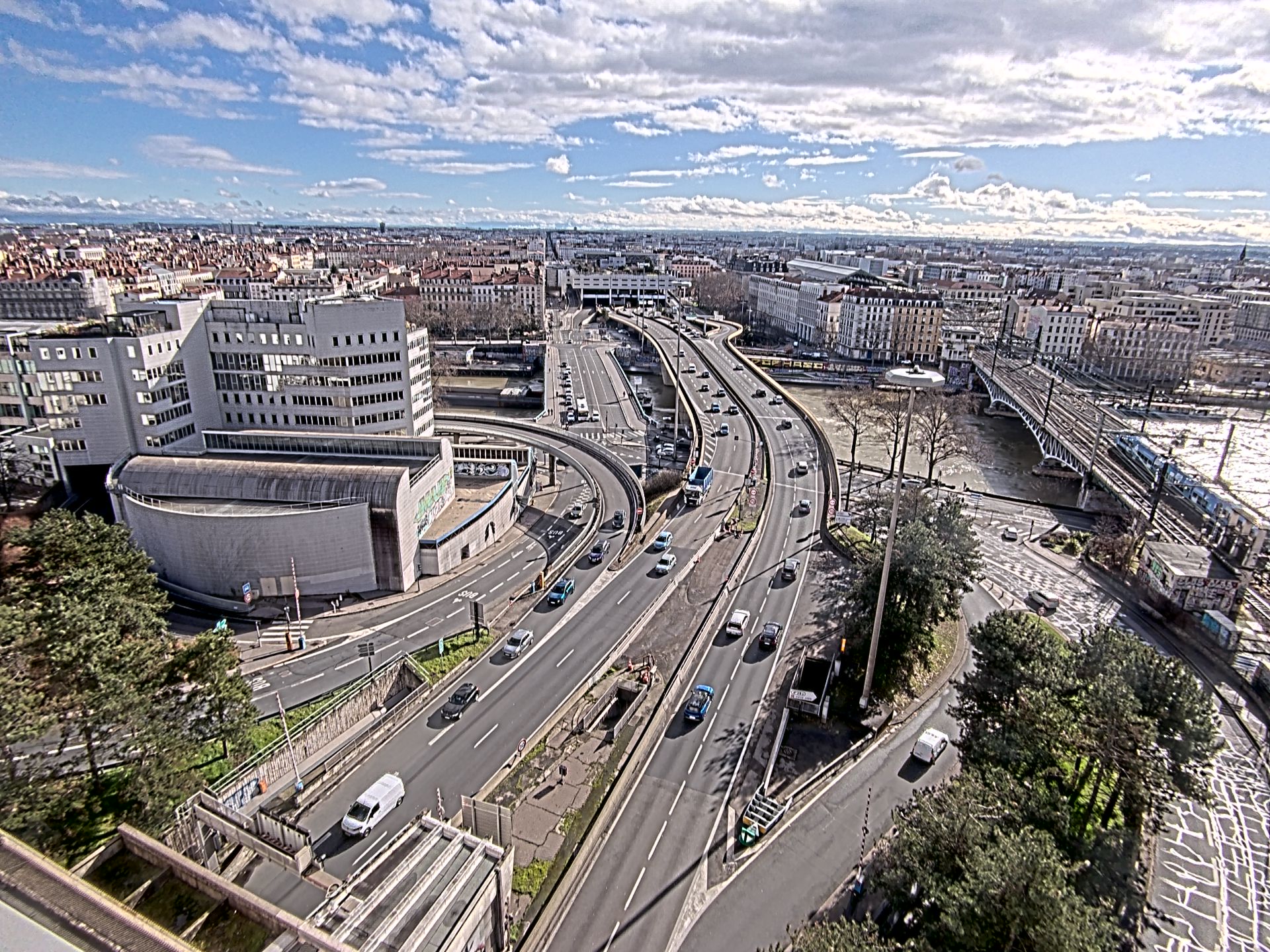 Caméra autoroute à Lyon Perrache à l'entrée Sud du Tunnel sous Fourvière, en direction de Marseille