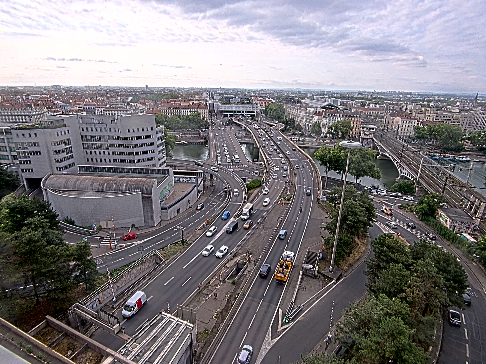 Caméra autoroute à Lyon Perrache à l'entrée Sud du Tunnel sous Fourvière, en direction de Marseille