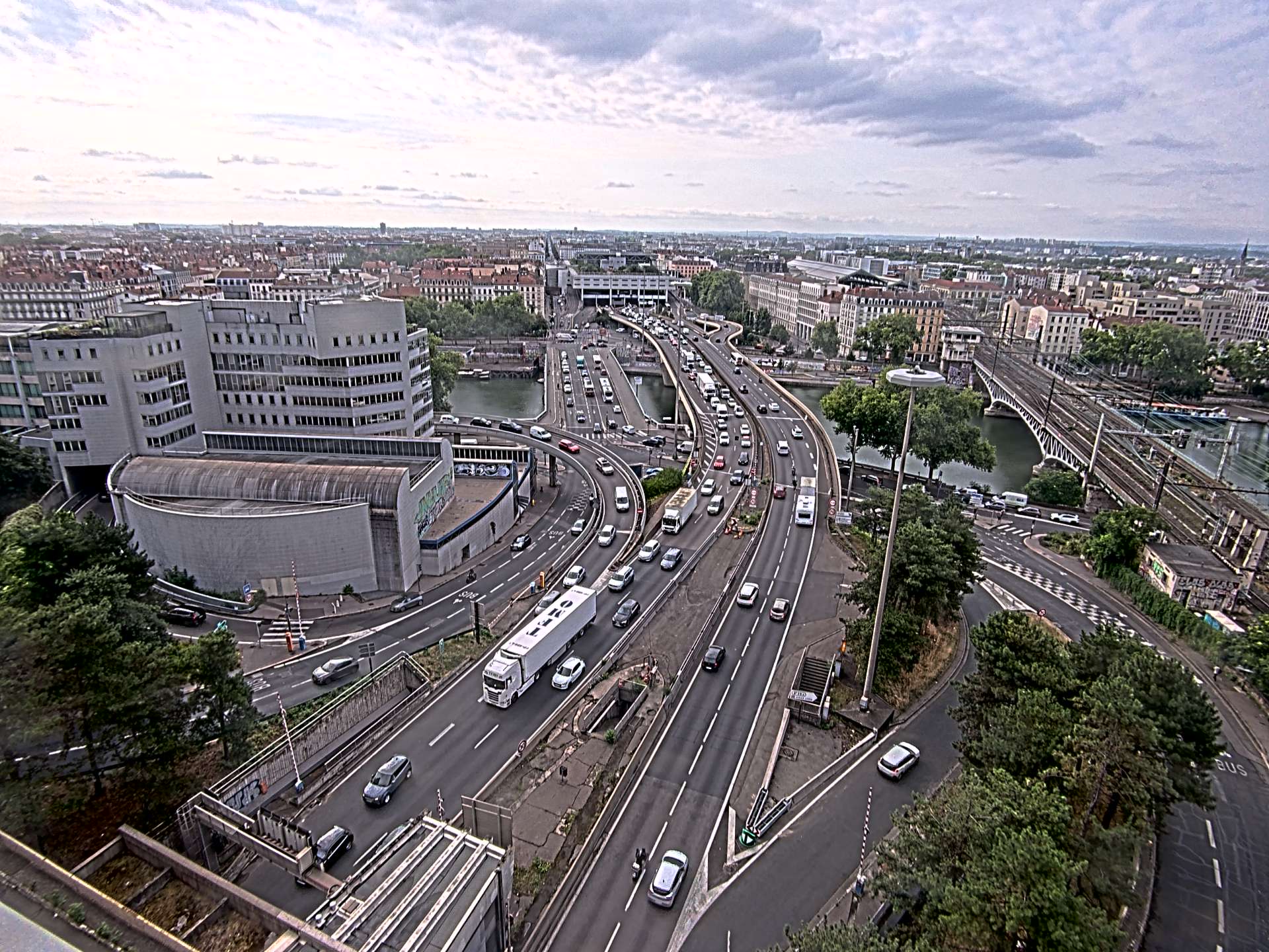 Caméra autoroute à Lyon Perrache à l'entrée Sud du Tunnel sous Fourvière, en direction de Marseille