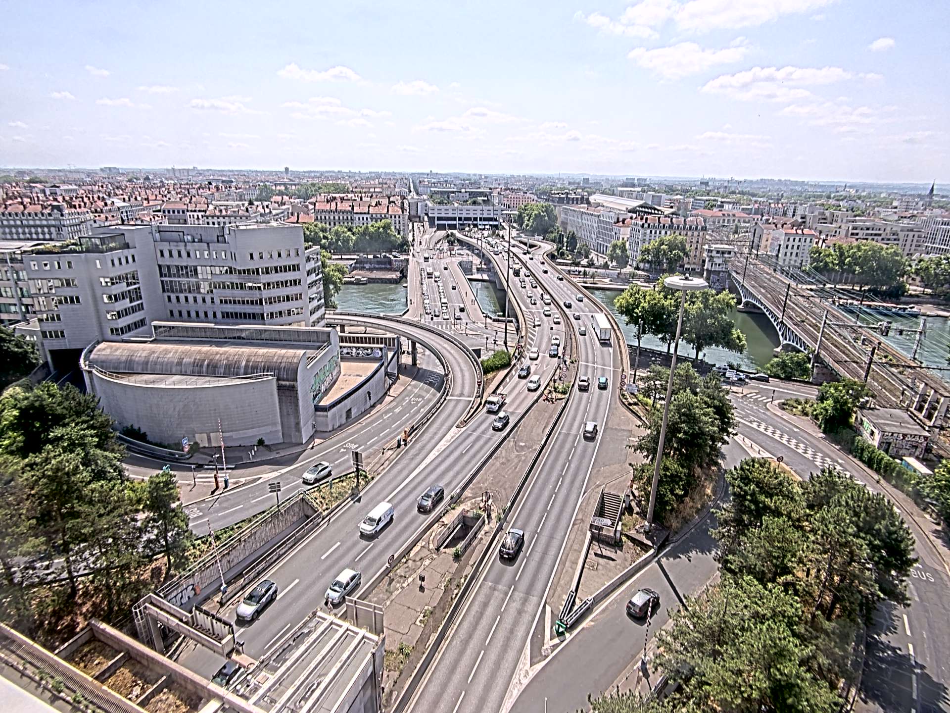 Caméra autoroute à Lyon Perrache à l'entrée Sud du Tunnel sous Fourvière, en direction de Marseille