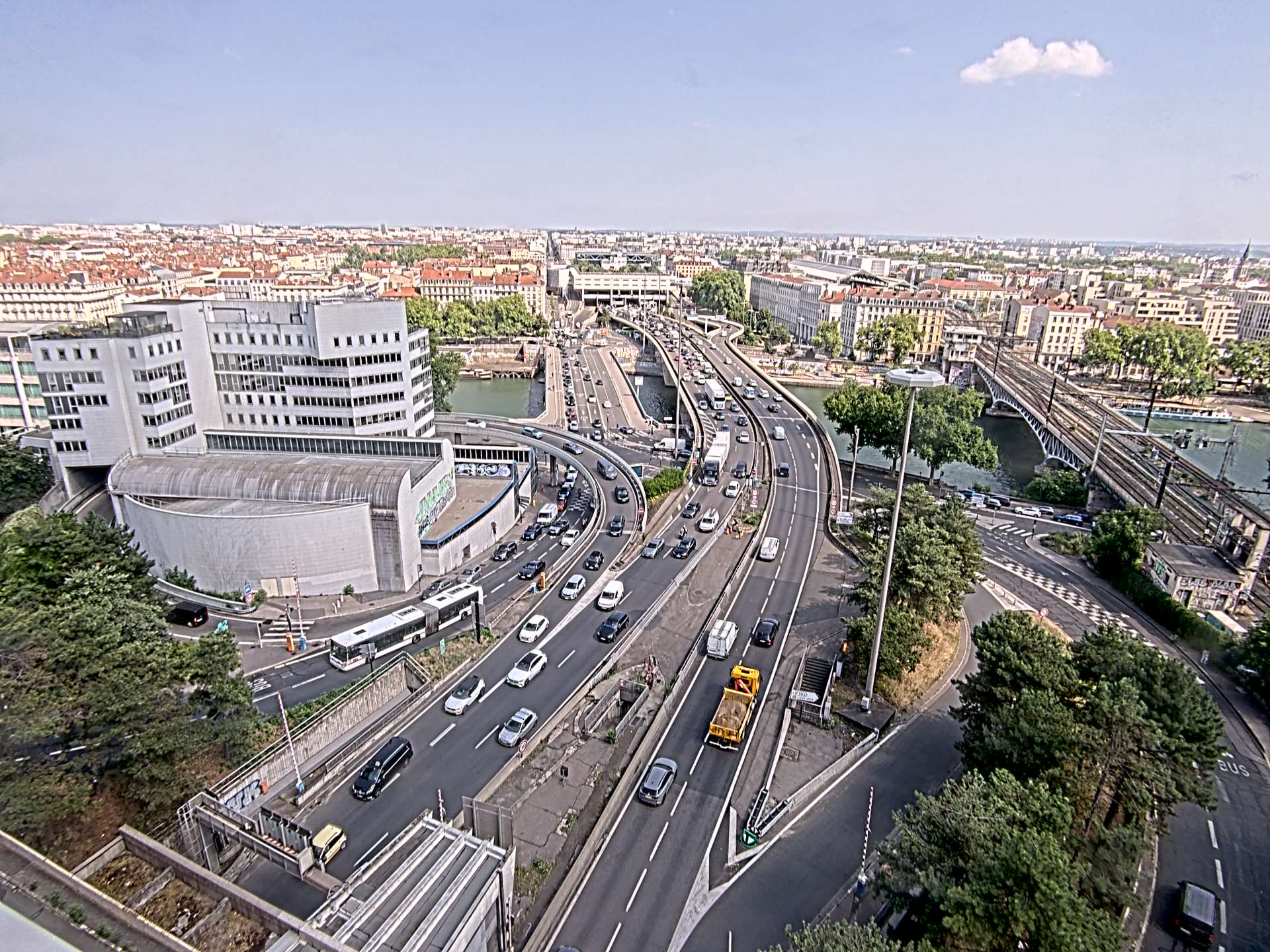 Caméra autoroute à Lyon Perrache à l'entrée Sud du Tunnel sous Fourvière, en direction de Marseille