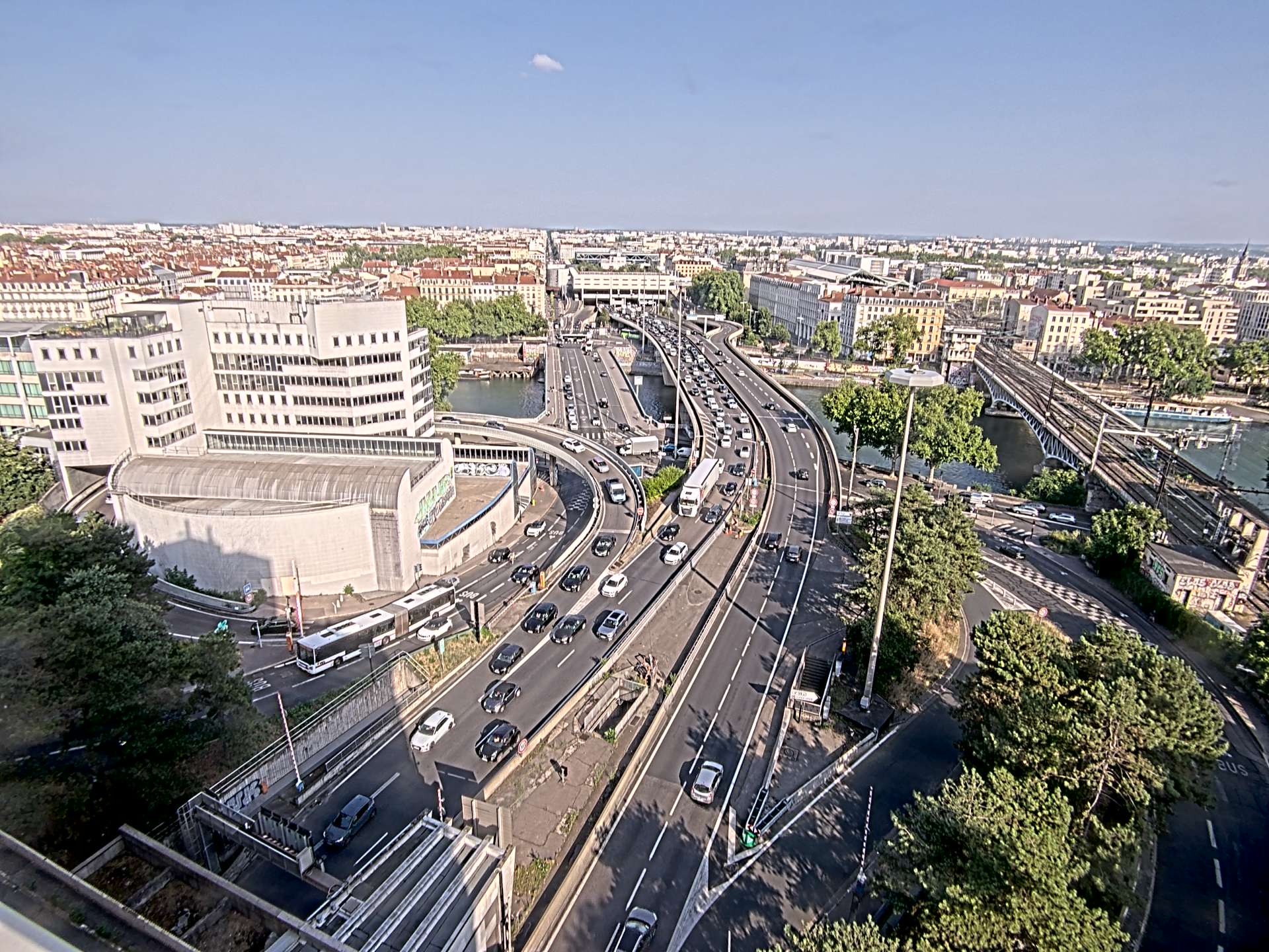 Caméra autoroute à Lyon Perrache à l'entrée Sud du Tunnel sous Fourvière, en direction de Marseille