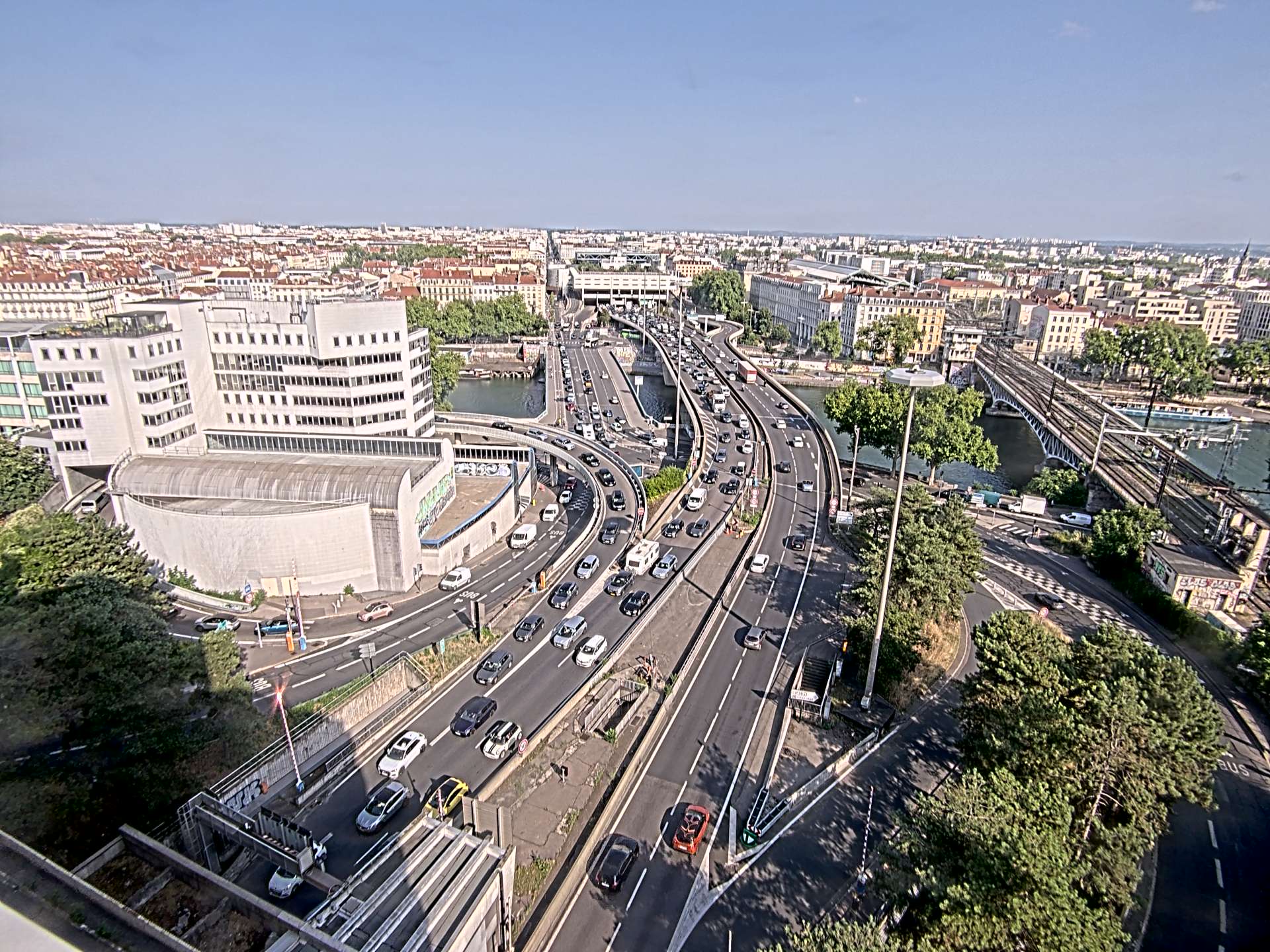 Caméra autoroute à Lyon Perrache à l'entrée Sud du Tunnel sous Fourvière, en direction de Marseille