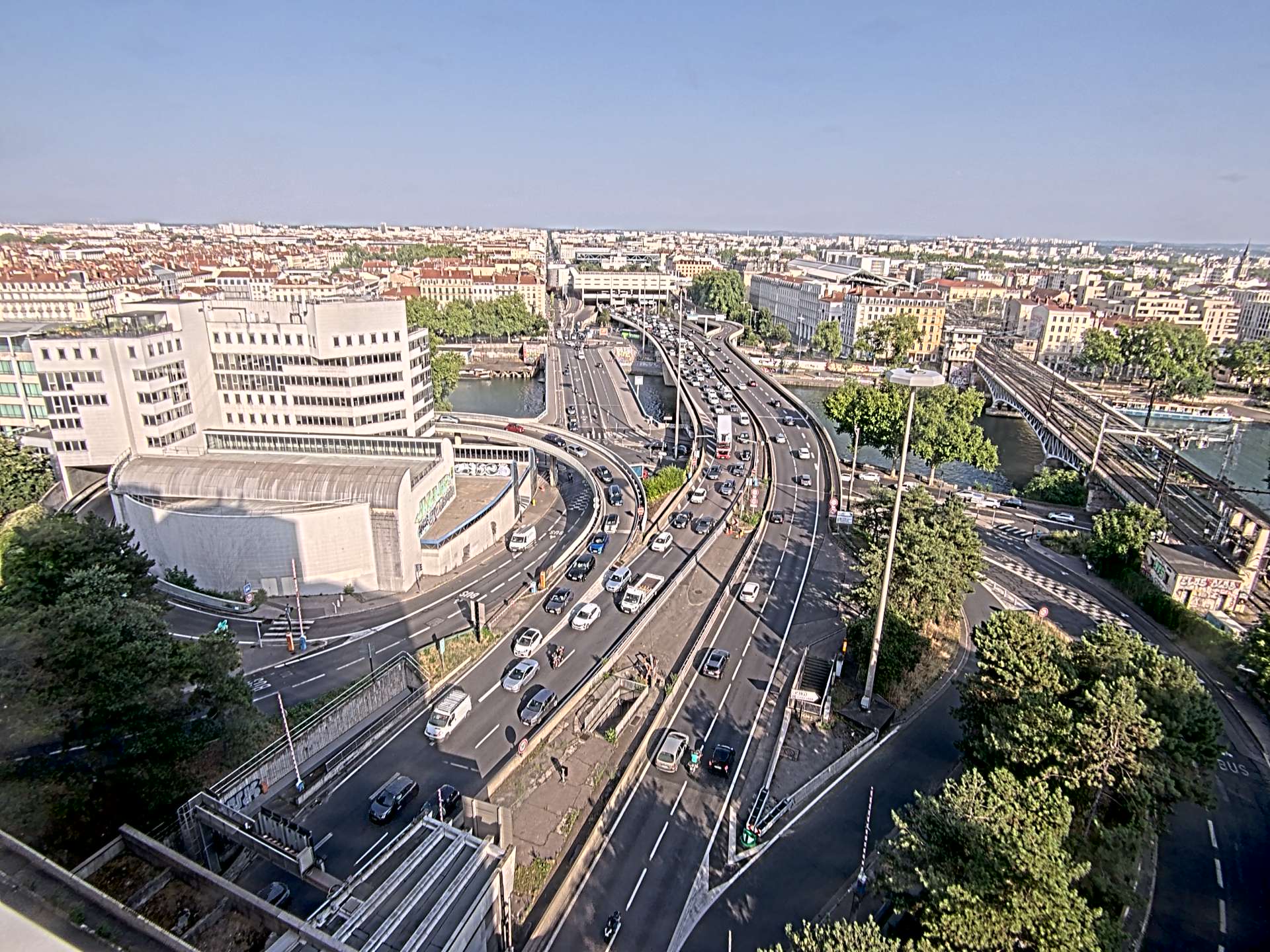 Caméra autoroute à Lyon Perrache à l'entrée Sud du Tunnel sous Fourvière, en direction de Marseille
