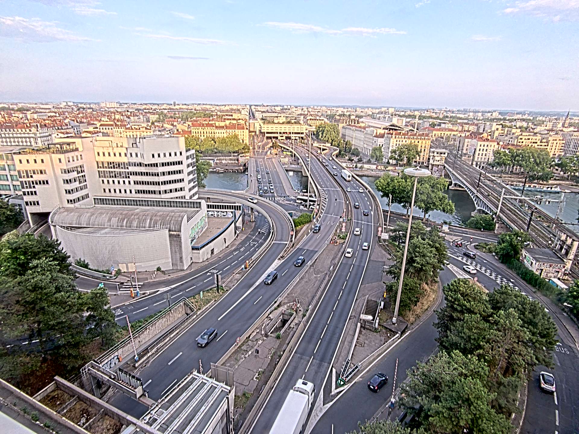 Caméra autoroute à Lyon Perrache à l'entrée Sud du Tunnel sous Fourvière, en direction de Marseille