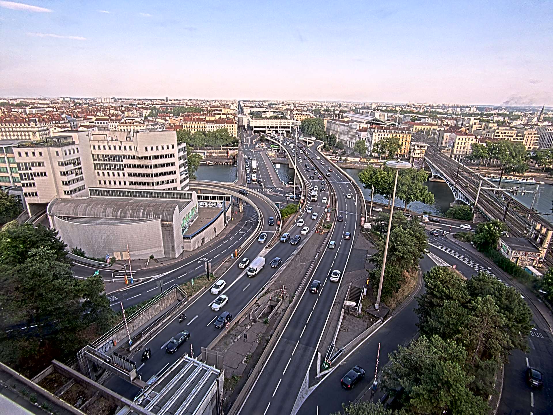 Caméra autoroute à Lyon Perrache à l'entrée Sud du Tunnel sous Fourvière, en direction de Marseille