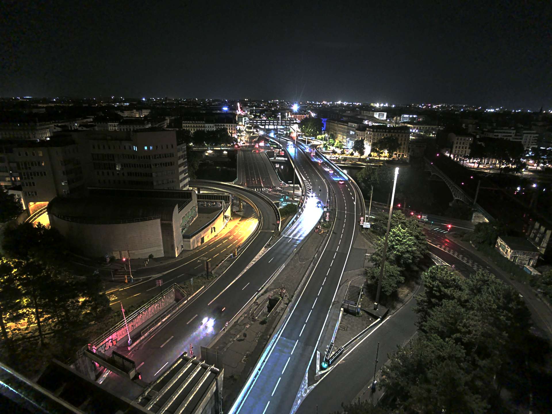 Caméra autoroute à Lyon Perrache à l'entrée Sud du Tunnel sous Fourvière, en direction de Marseille