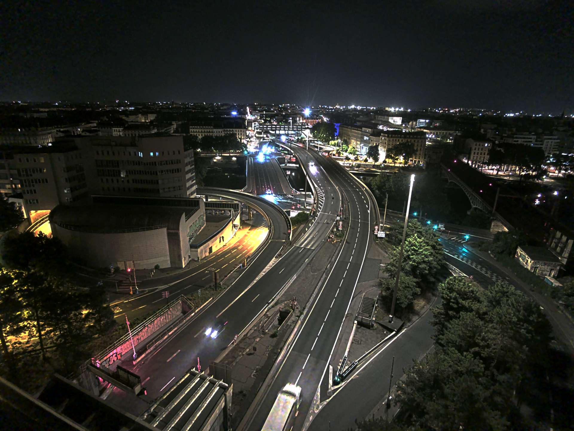 Caméra autoroute à Lyon Perrache à l'entrée Sud du Tunnel sous Fourvière, en direction de Marseille