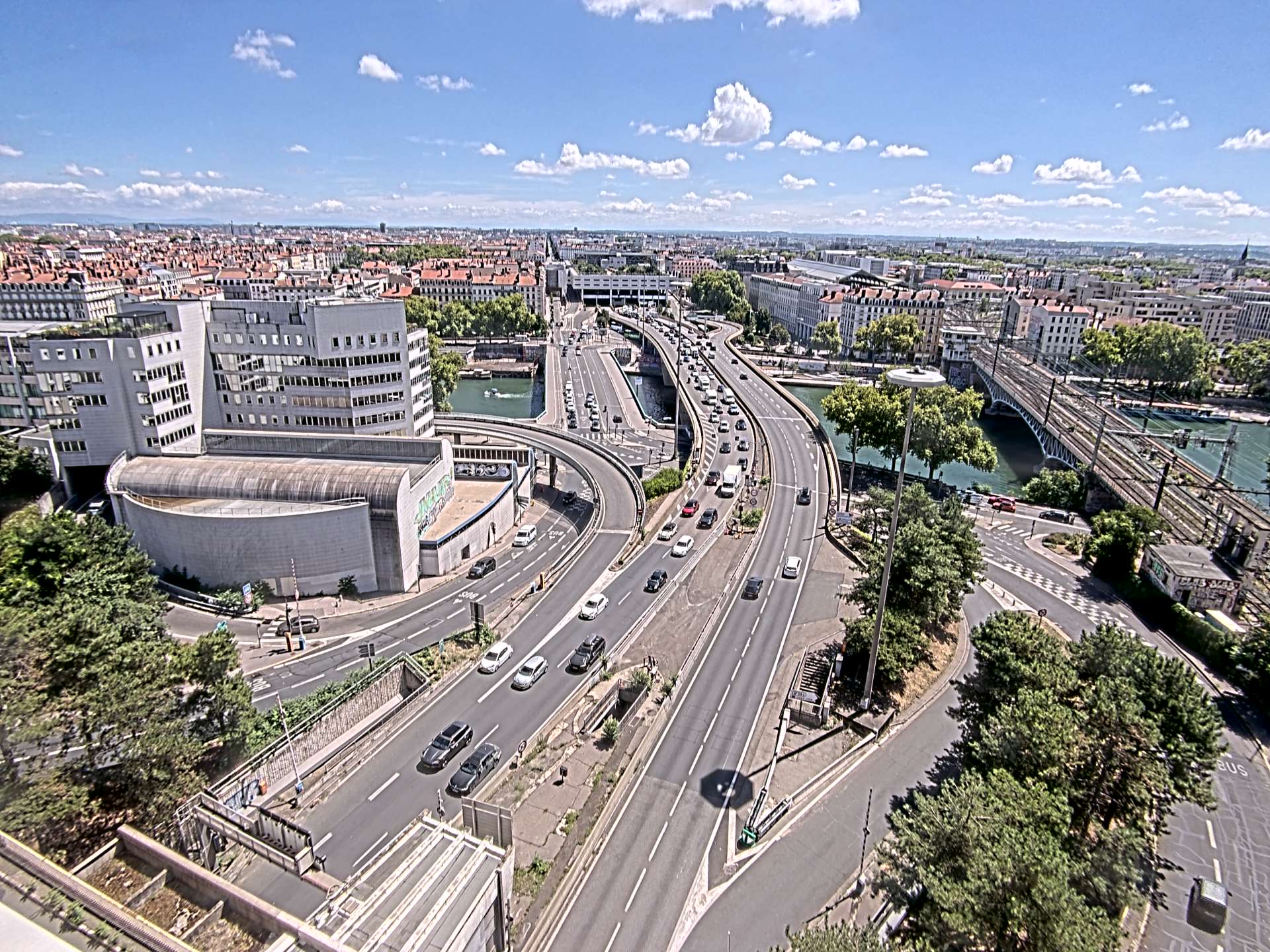 Caméra autoroute à Lyon Perrache à l'entrée Sud du Tunnel sous Fourvière, en direction de Marseille