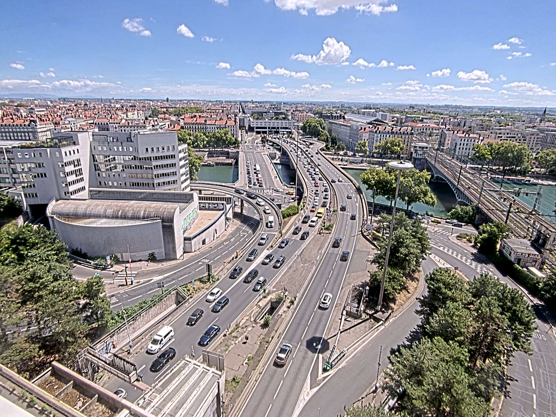 Caméra autoroute à Lyon Perrache à l'entrée Sud du Tunnel sous Fourvière, en direction de Marseille