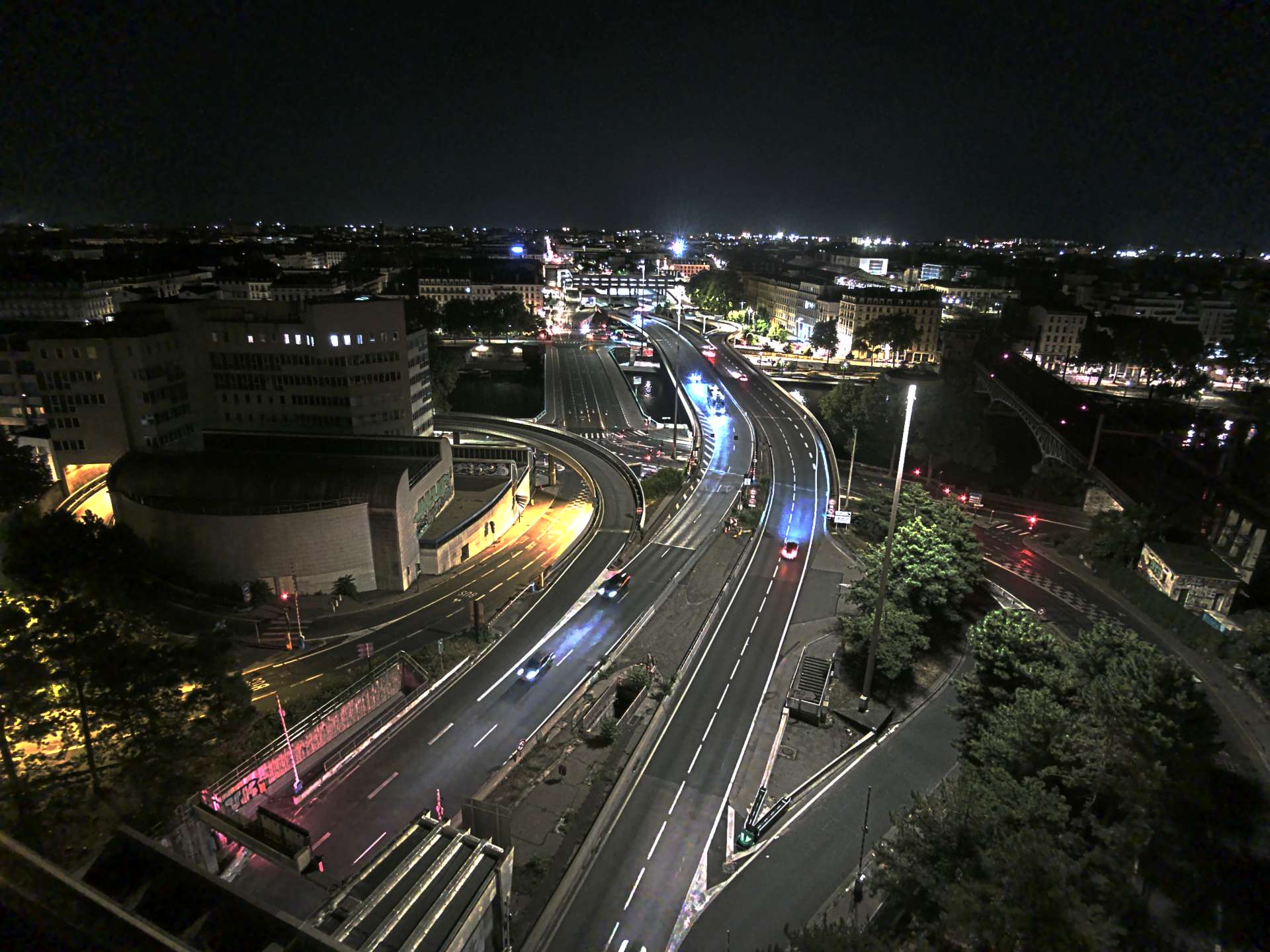 Caméra autoroute à Lyon Perrache à l'entrée Sud du Tunnel sous Fourvière, en direction de Marseille