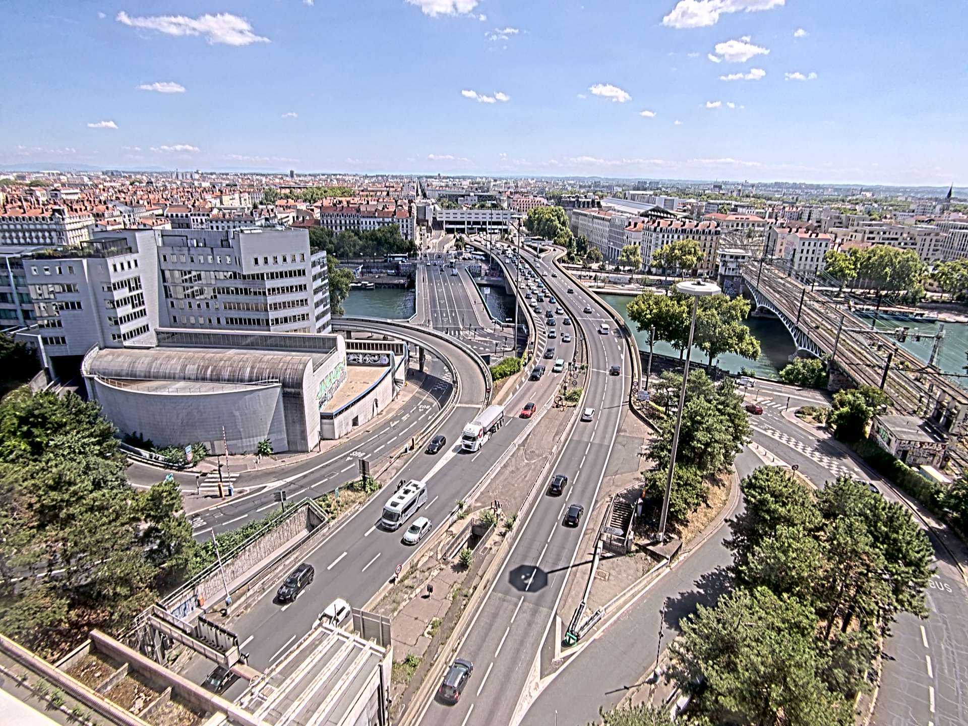 Caméra autoroute à Lyon Perrache à l'entrée Sud du Tunnel sous Fourvière, en direction de Marseille
