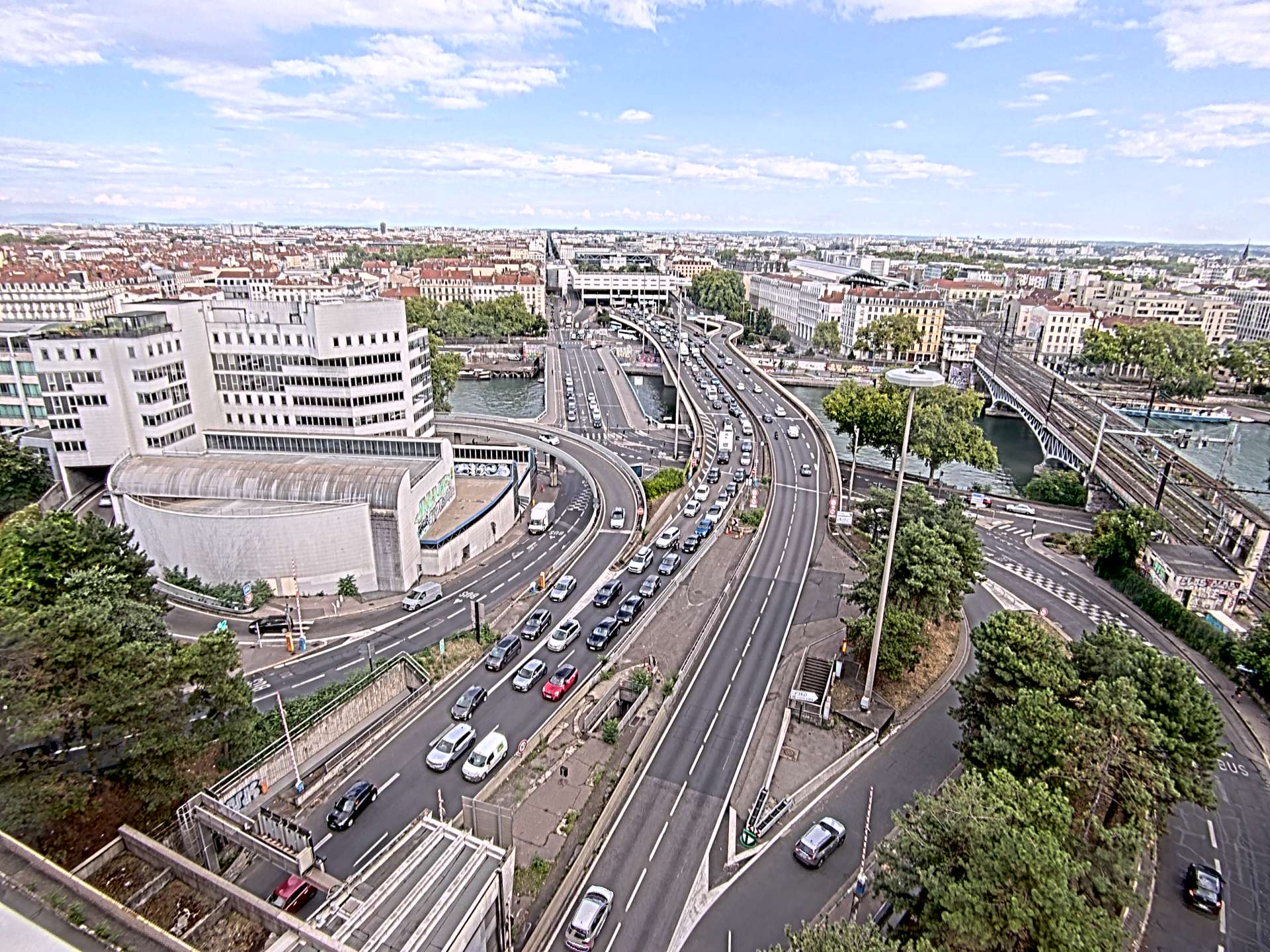 Caméra autoroute à Lyon Perrache à l'entrée Sud du Tunnel sous Fourvière, en direction de Marseille