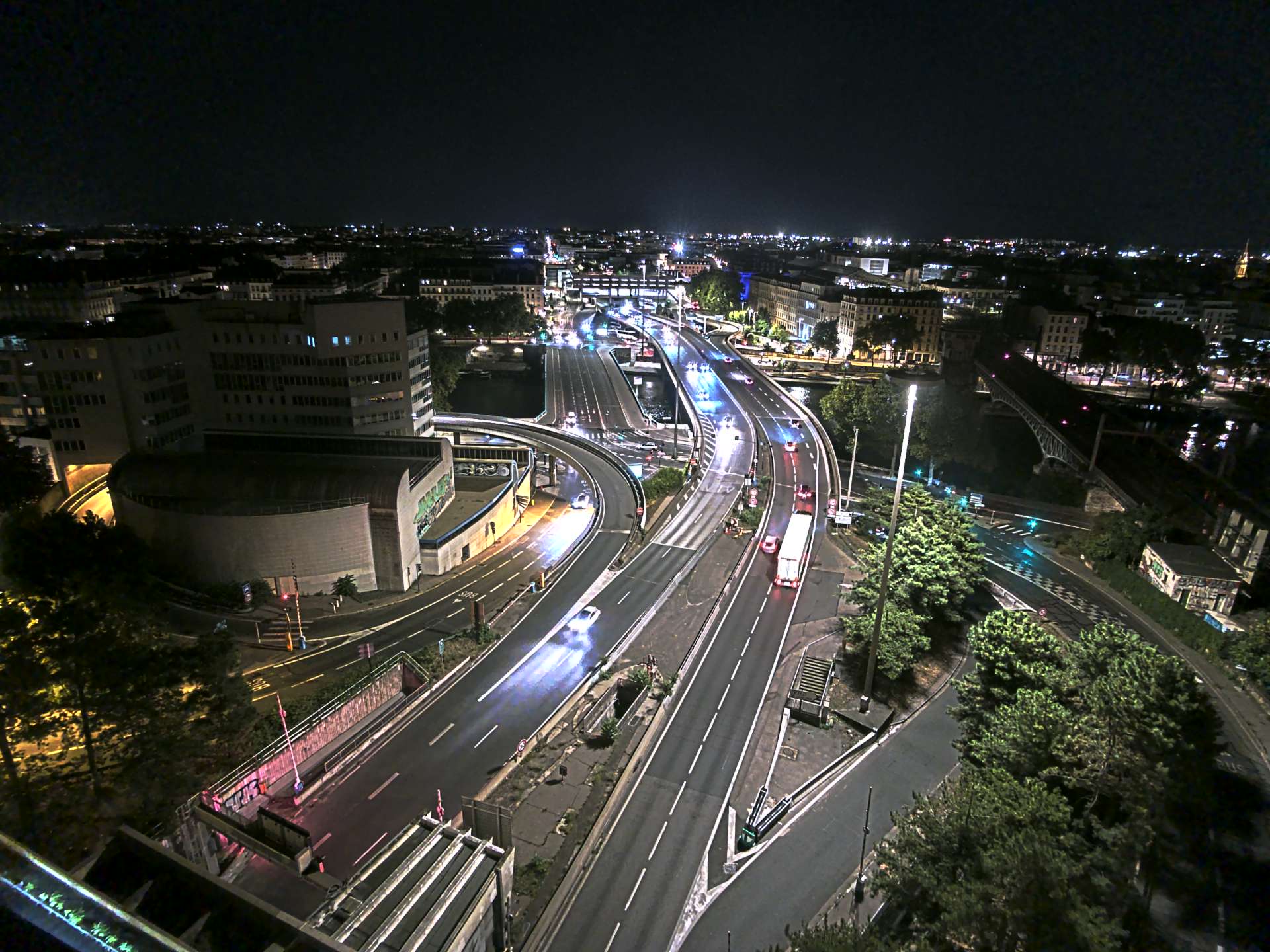 Caméra autoroute à Lyon Perrache à l'entrée Sud du Tunnel sous Fourvière, en direction de Marseille