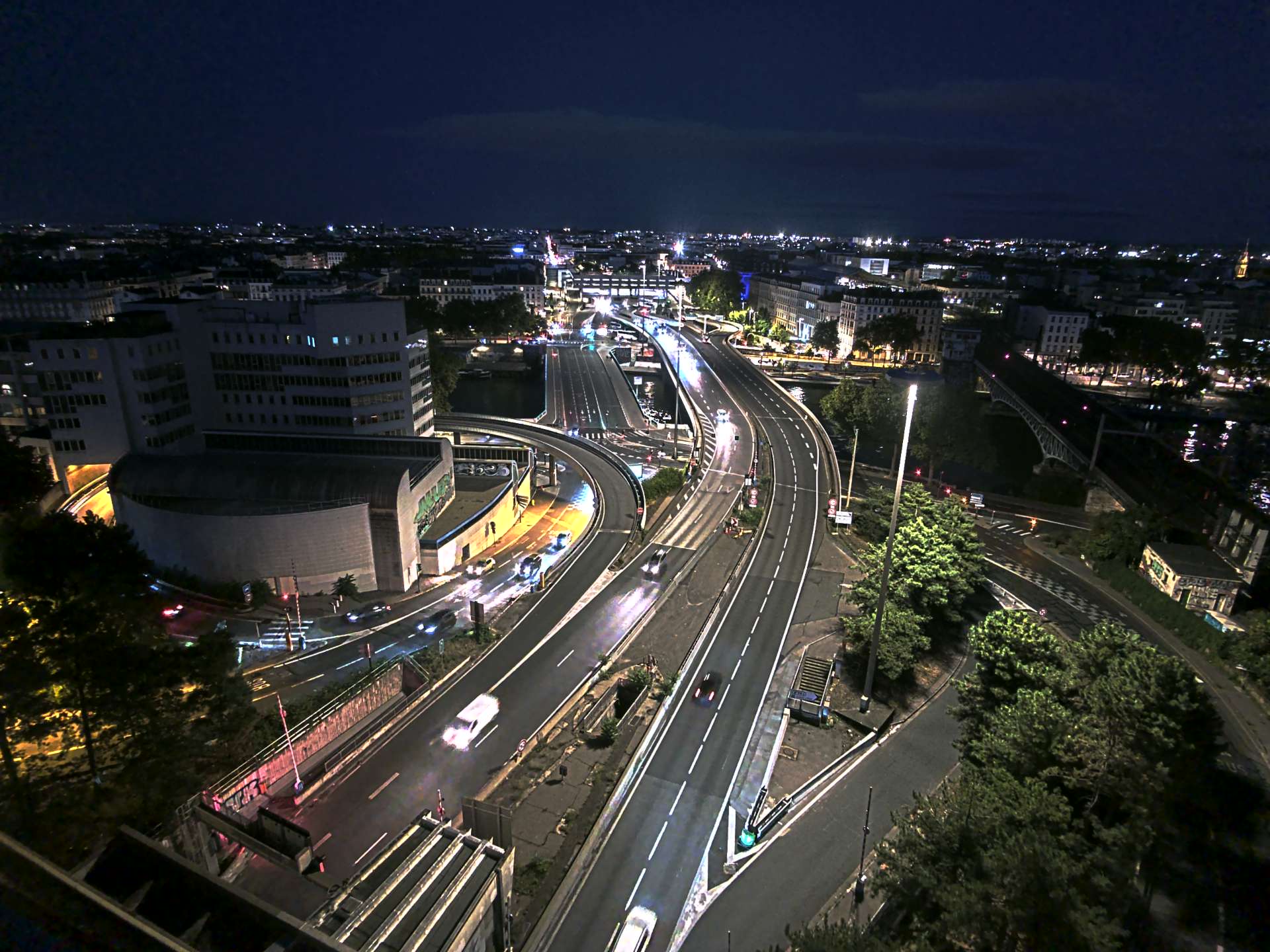 Caméra autoroute à Lyon Perrache à l'entrée Sud du Tunnel sous Fourvière, en direction de Marseille