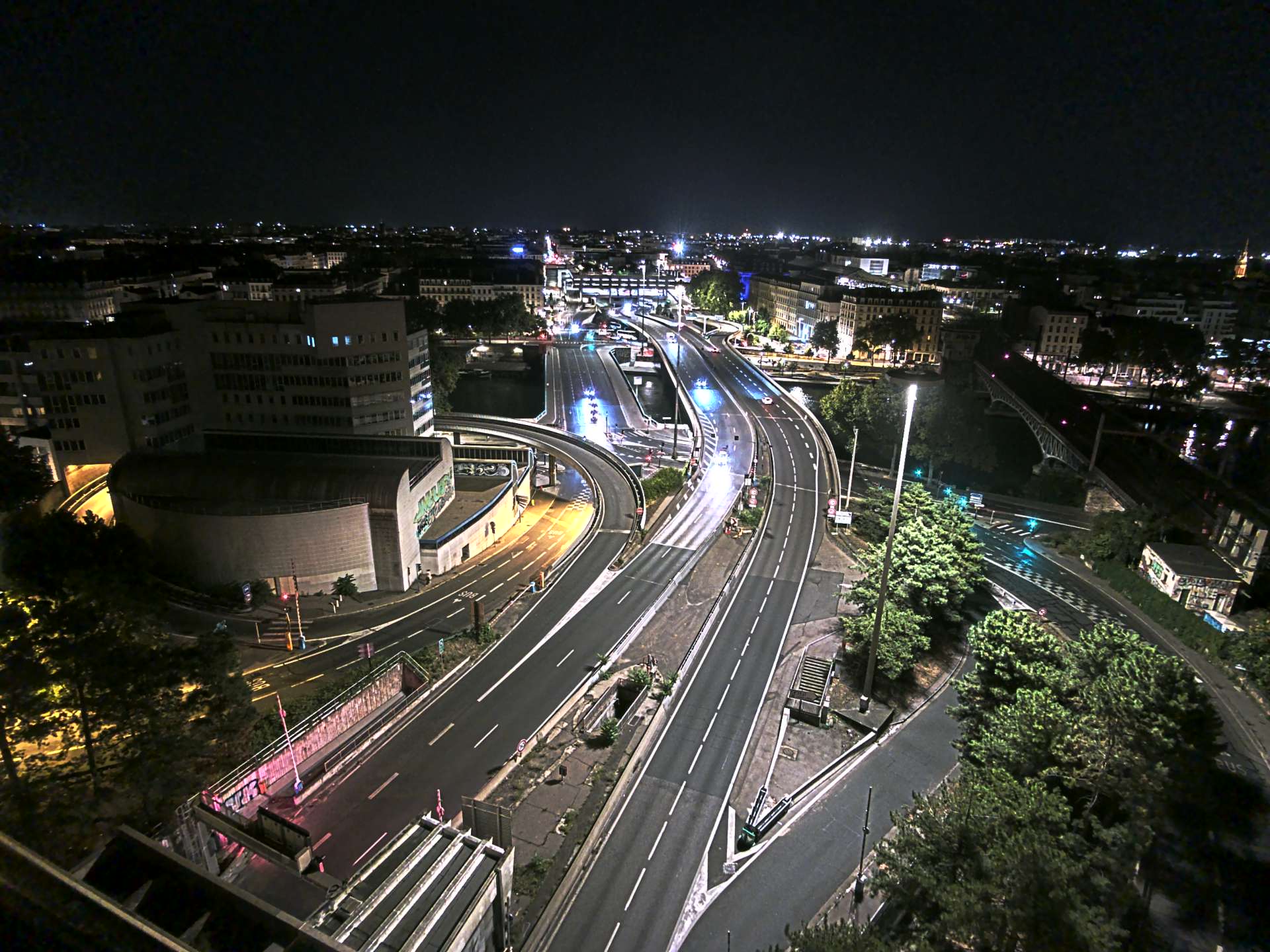Caméra autoroute à Lyon Perrache à l'entrée Sud du Tunnel sous Fourvière, en direction de Marseille