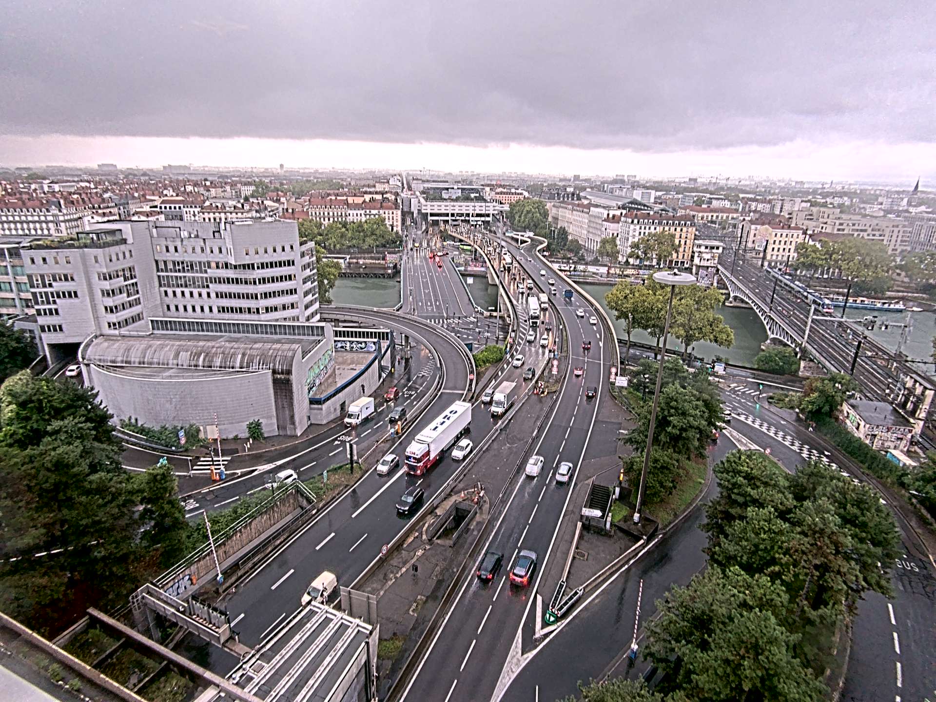 Caméra autoroute à Lyon Perrache à l'entrée Sud du Tunnel sous Fourvière, en direction de Marseille