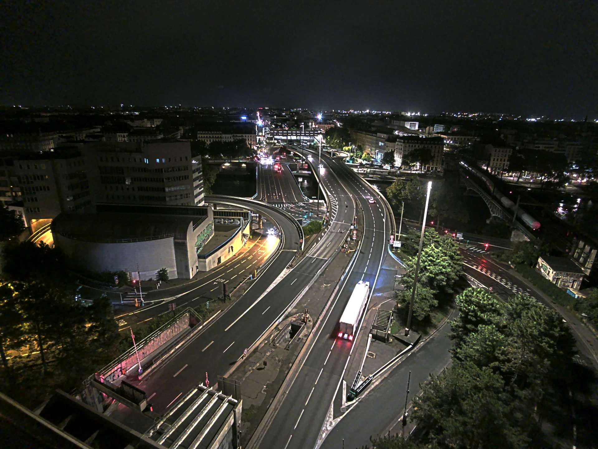 Caméra autoroute à Lyon Perrache à l'entrée Sud du Tunnel sous Fourvière, en direction de Marseille