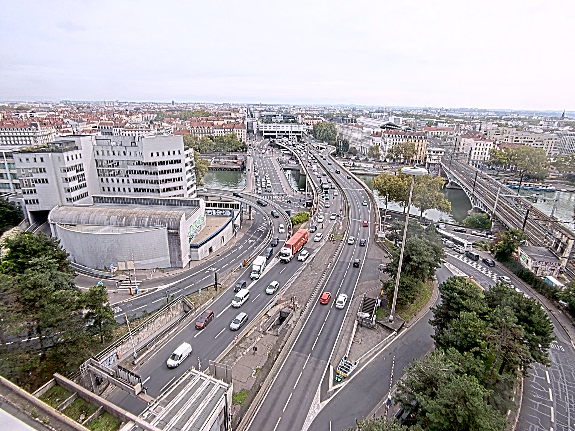 Caméra autoroute à Lyon Perrache à l'entrée Sud du Tunnel sous Fourvière, en direction de Marseille
