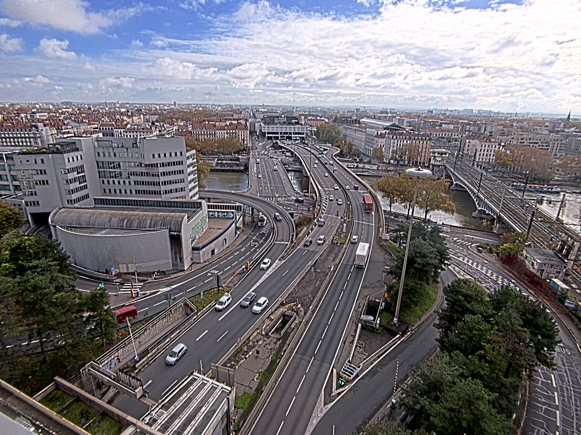 Caméra autoroute à Lyon Perrache à l'entrée Sud du Tunnel sous Fourvière, en direction de Marseille