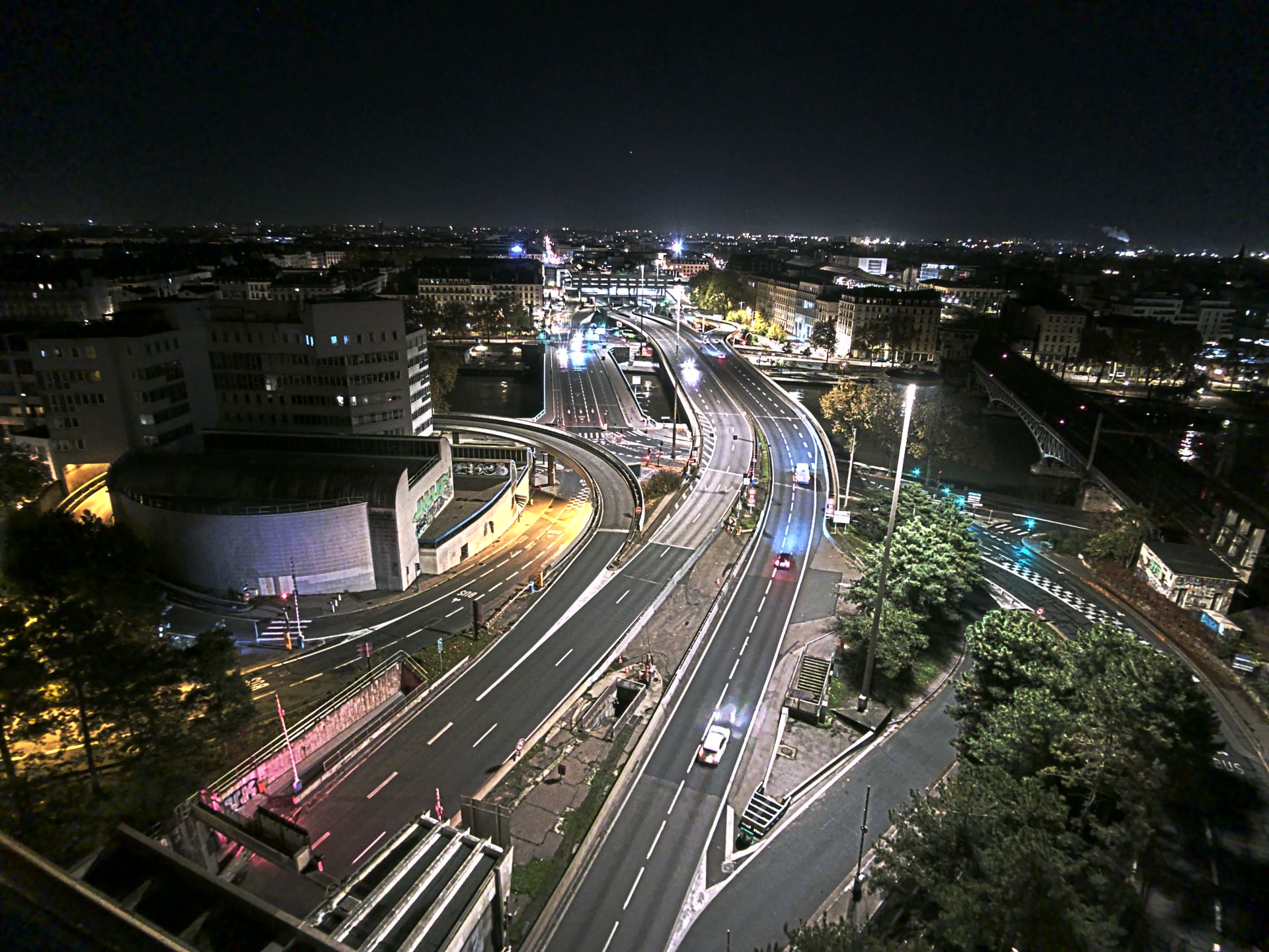 Caméra autoroute à Lyon Perrache à l'entrée Sud du Tunnel sous Fourvière, en direction de Marseille