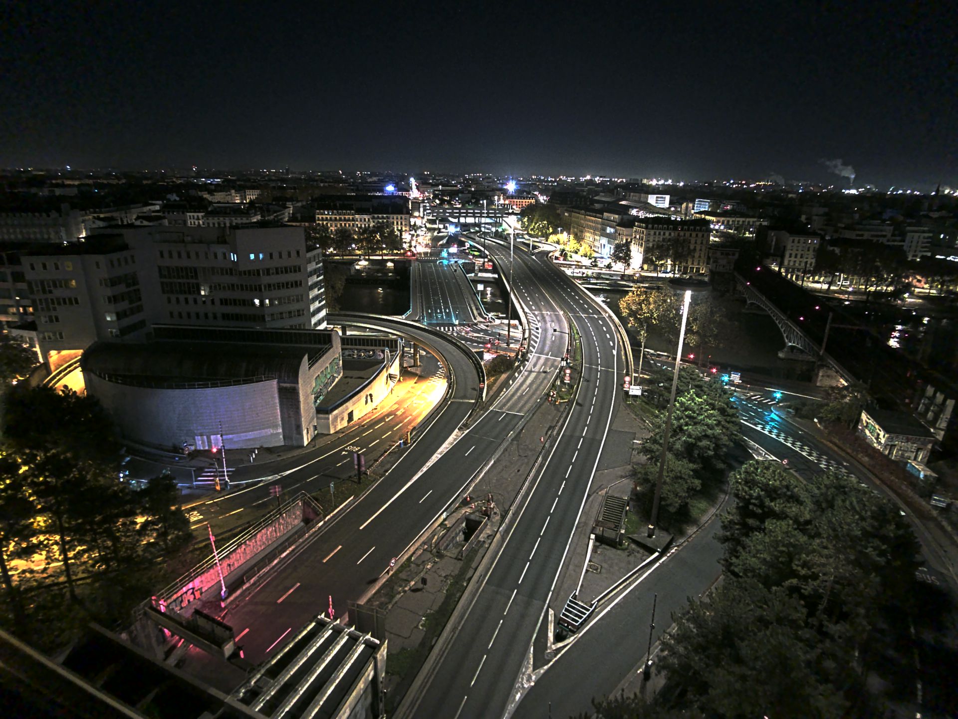 Caméra autoroute à Lyon Perrache à l'entrée Sud du Tunnel sous Fourvière, en direction de Marseille