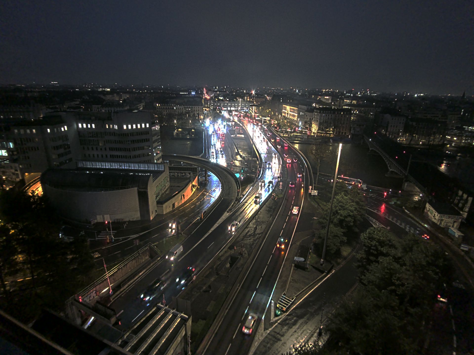 Caméra autoroute à Lyon Perrache à l'entrée Sud du Tunnel sous Fourvière, en direction de Marseille
