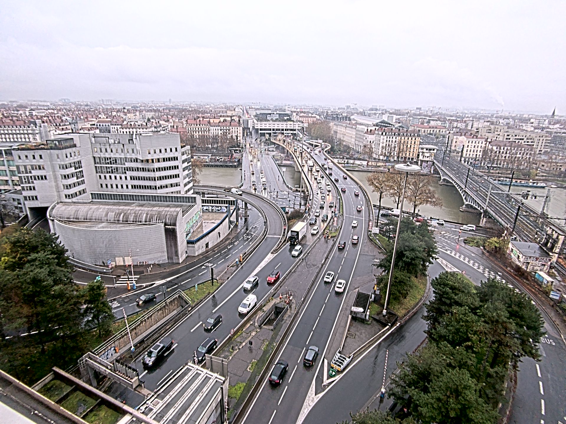 Caméra autoroute à Lyon Perrache à l'entrée Sud du Tunnel sous Fourvière, en direction de Marseille