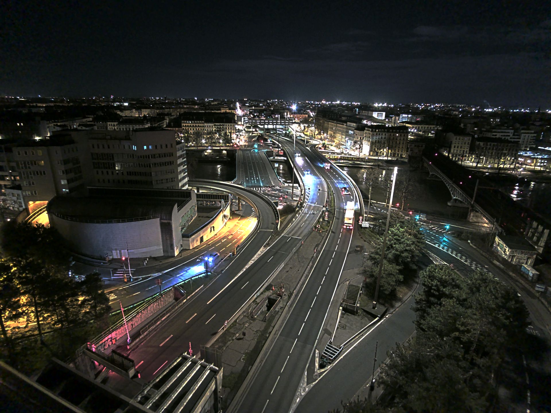 Caméra autoroute à Lyon Perrache à l'entrée Sud du Tunnel sous Fourvière, en direction de Marseille