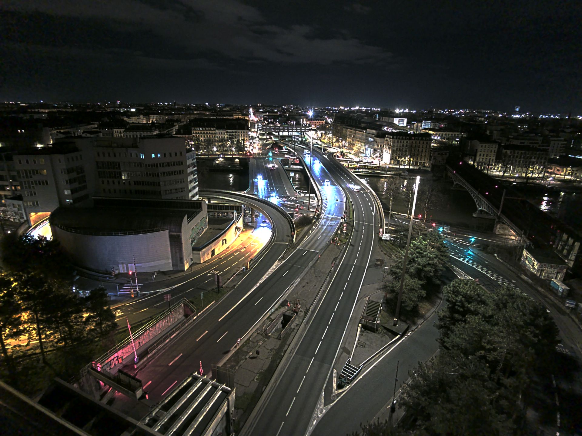 Caméra autoroute à Lyon Perrache à l'entrée Sud du Tunnel sous Fourvière, en direction de Marseille